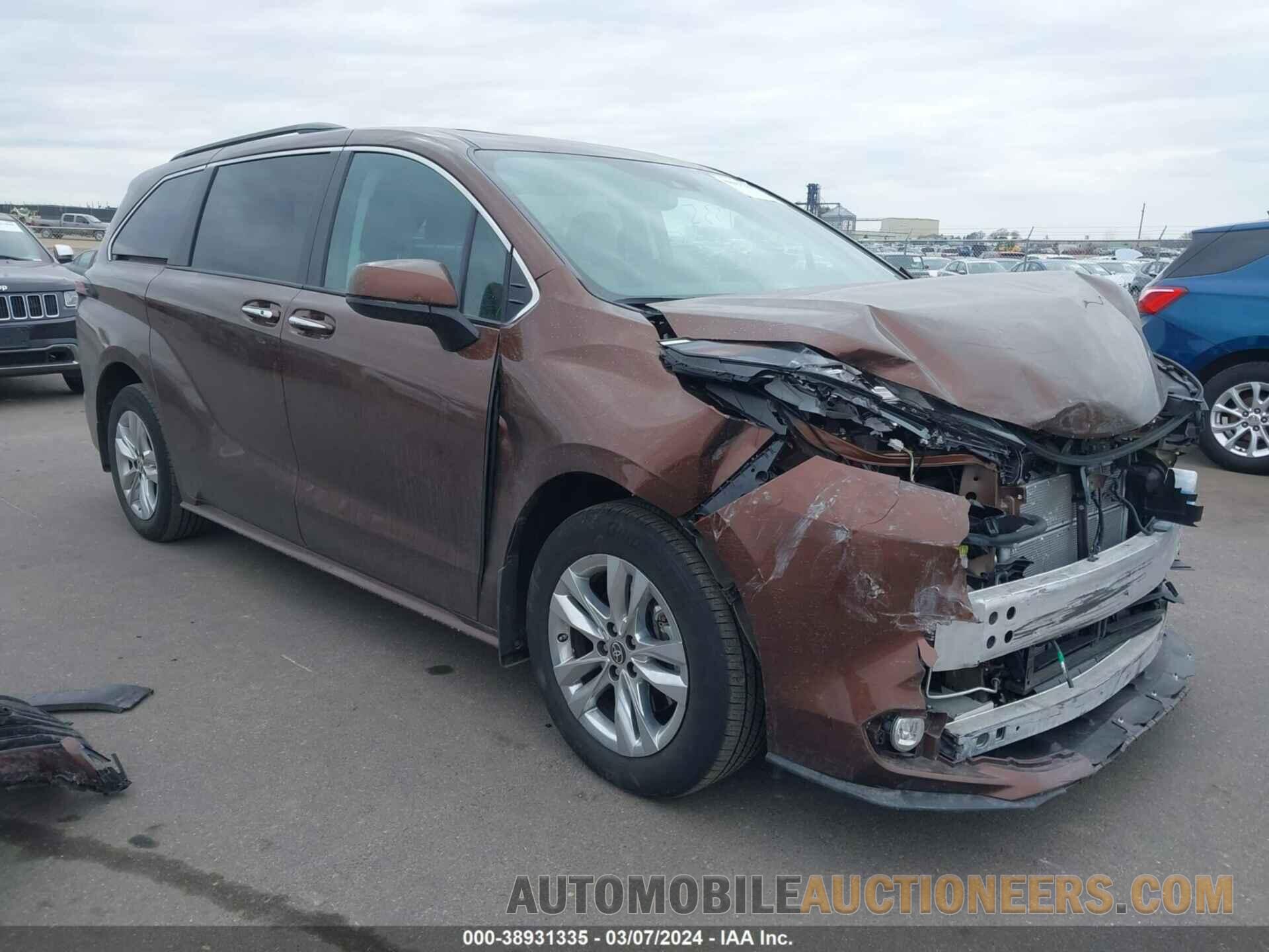 5TDJRKEC8PS146050 TOYOTA SIENNA 2023