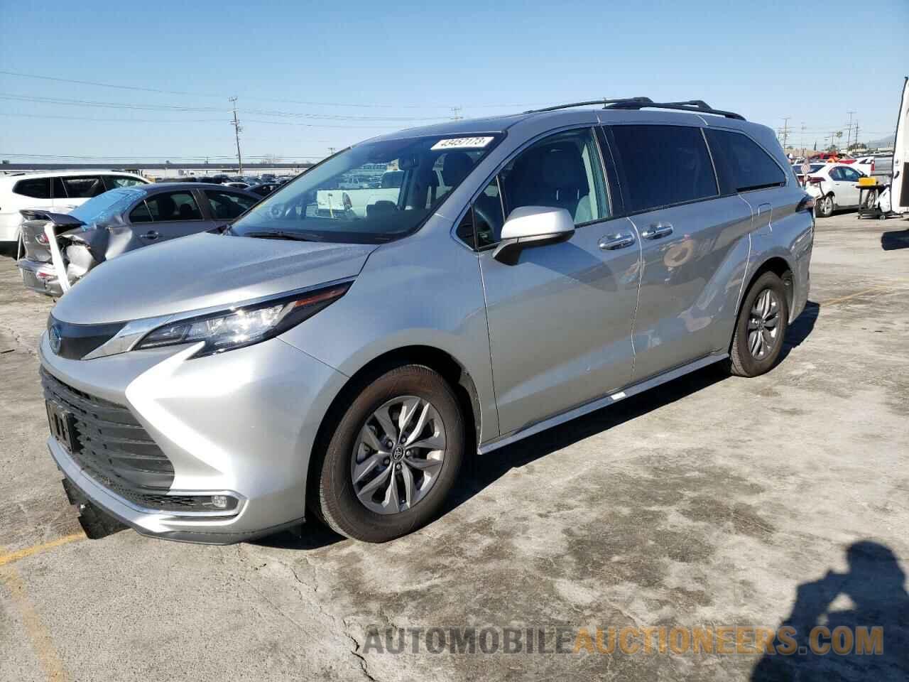 5TDJRKECXNS117064 TOYOTA SIENNA 2022