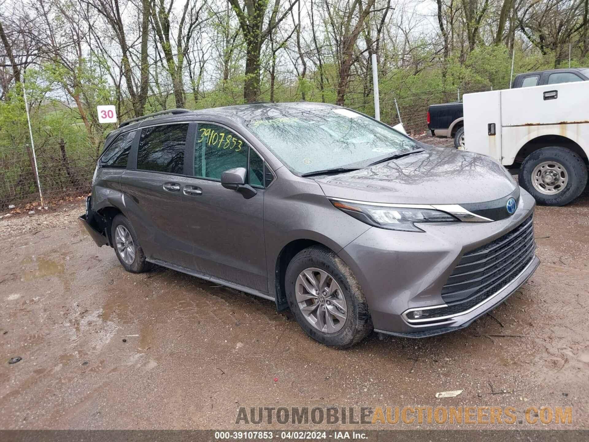 5TDJSKFC9RS115928 TOYOTA SIENNA 2024