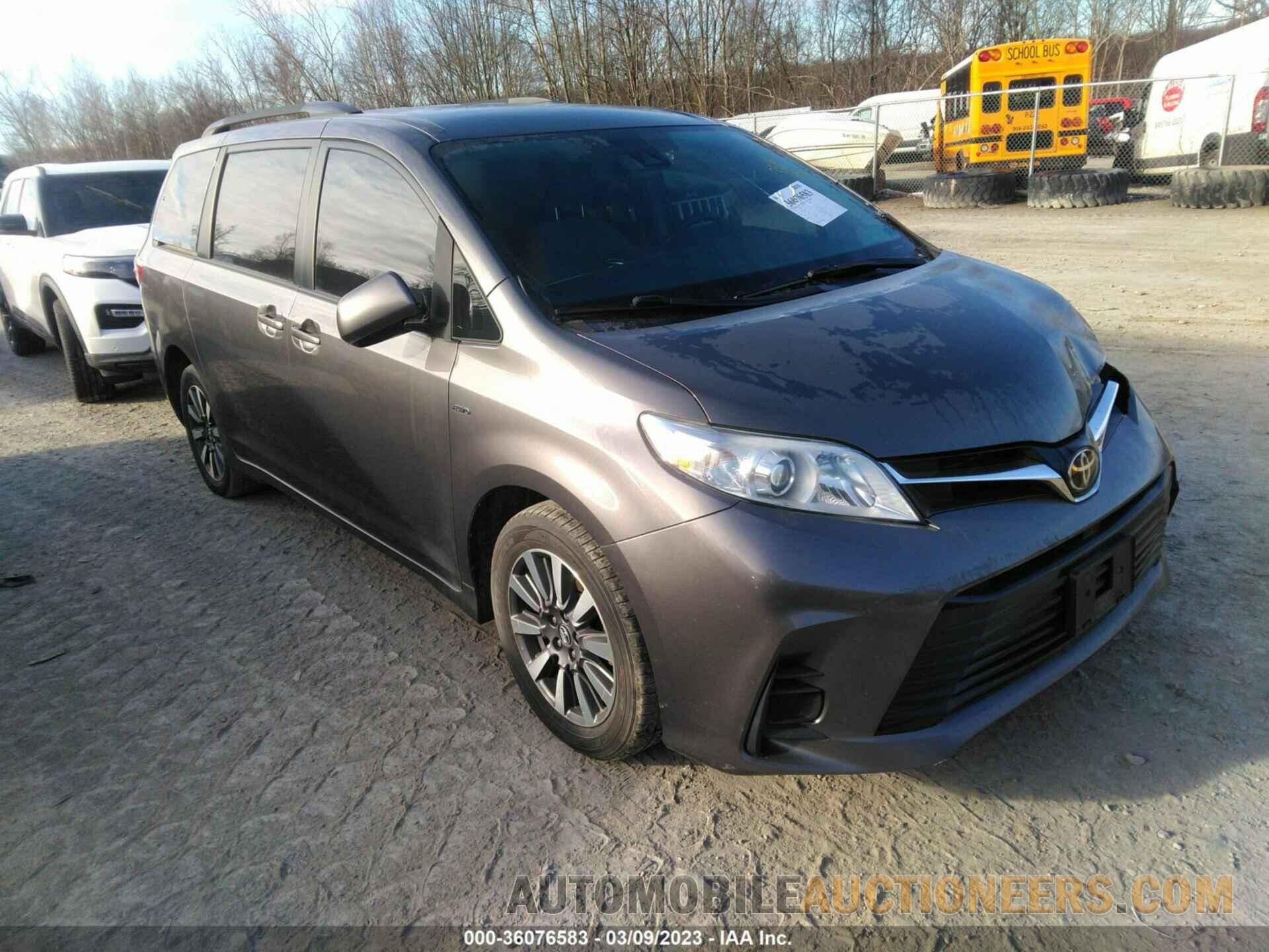 5TDJZ3DC1JS195136 TOYOTA SIENNA 2018