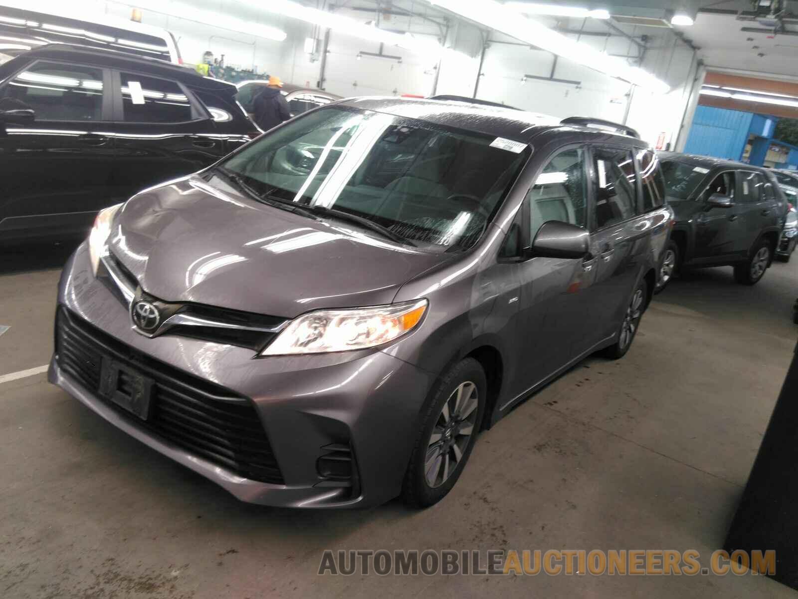 5TDJZ3DC1KS222515 Toyota Sienna LE 2019