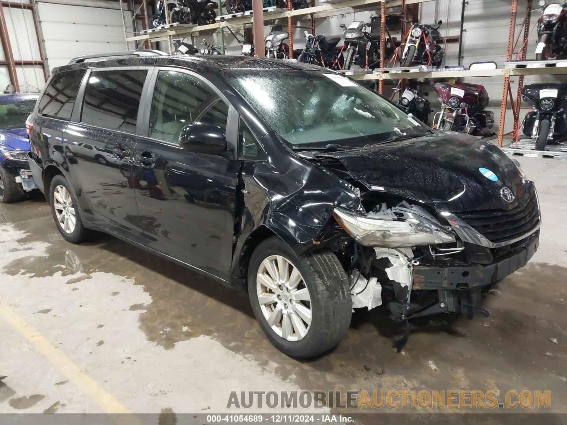 5TDJZ3DC8HS177307 TOYOTA SIENNA 2017