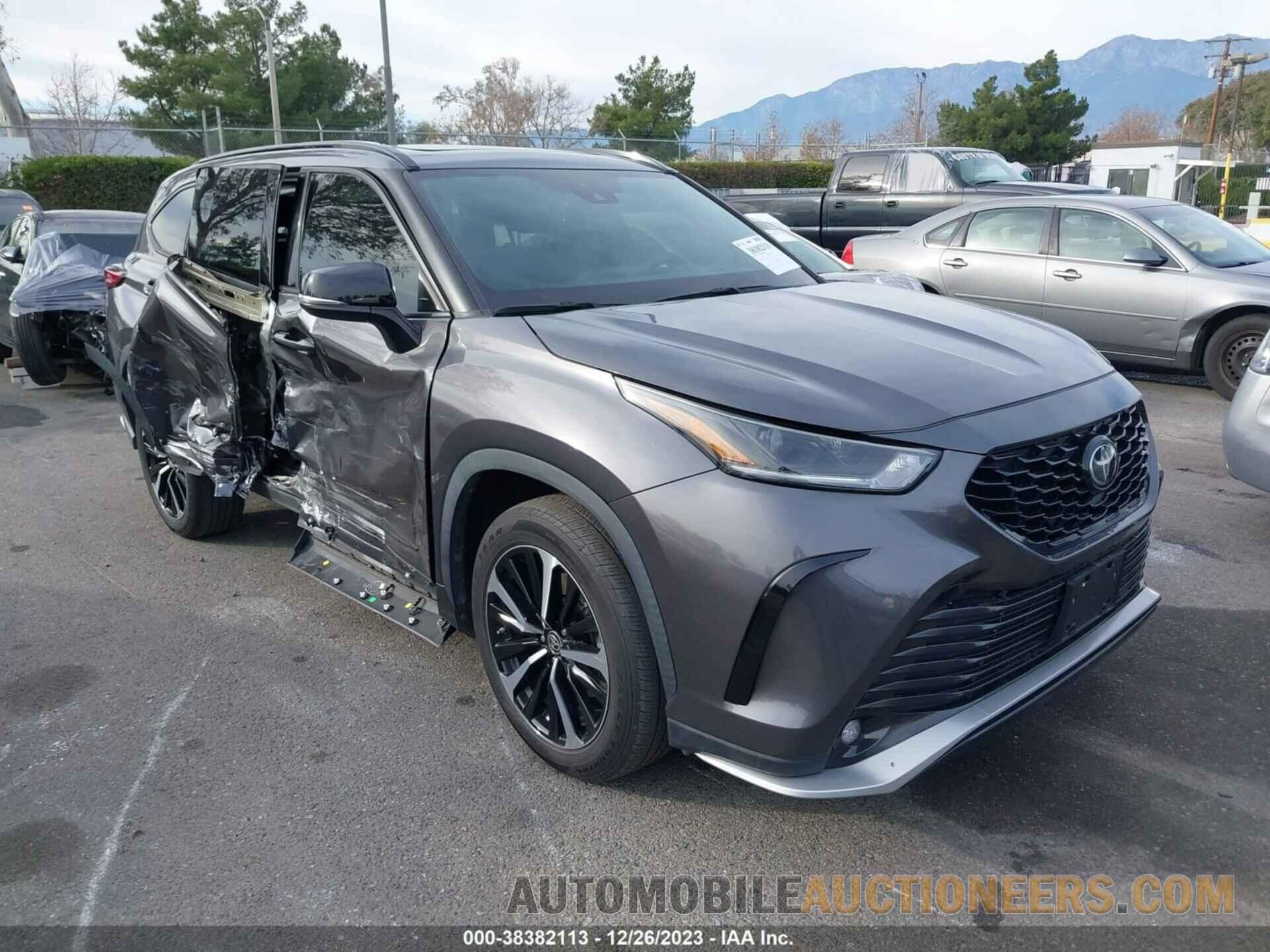 5TDJZRAH2MS047102 TOYOTA HIGHLANDER 2021