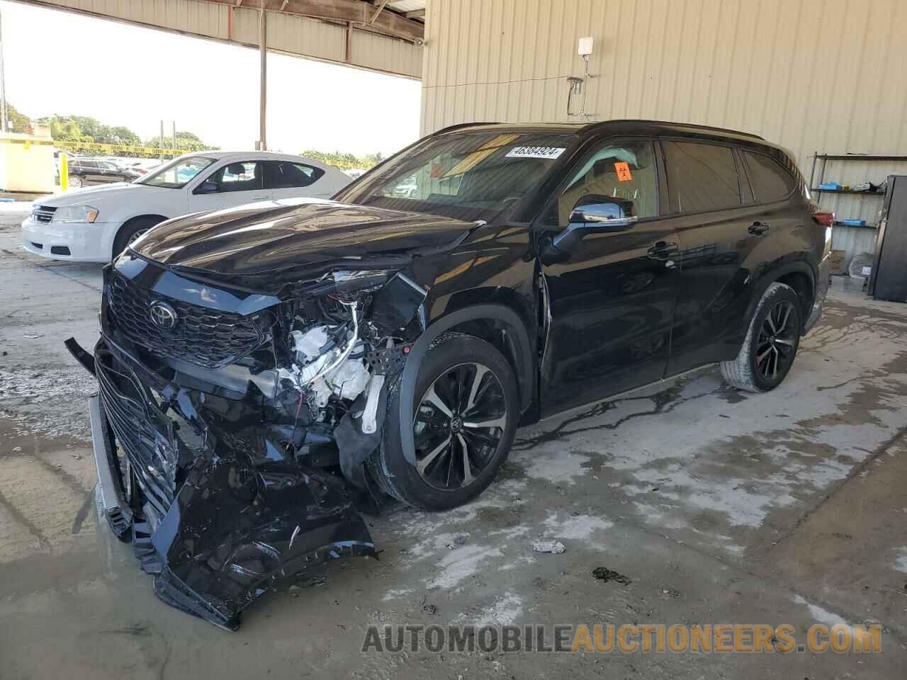 5TDJZRAH6NS098183 TOYOTA HIGHLANDER 2022