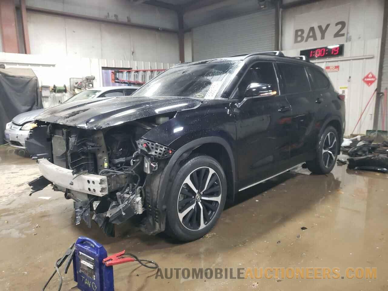 5TDJZRBH0MS151604 TOYOTA HIGHLANDER 2021