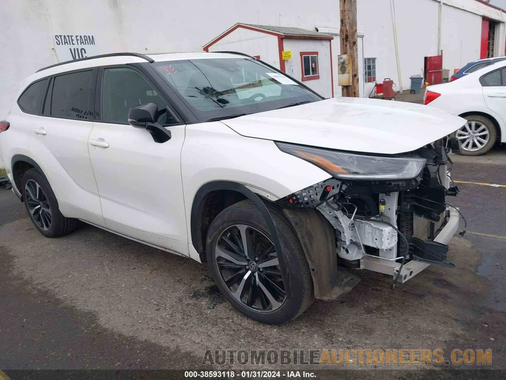 5TDJZRBH1MS132141 TOYOTA HIGHLANDER 2021