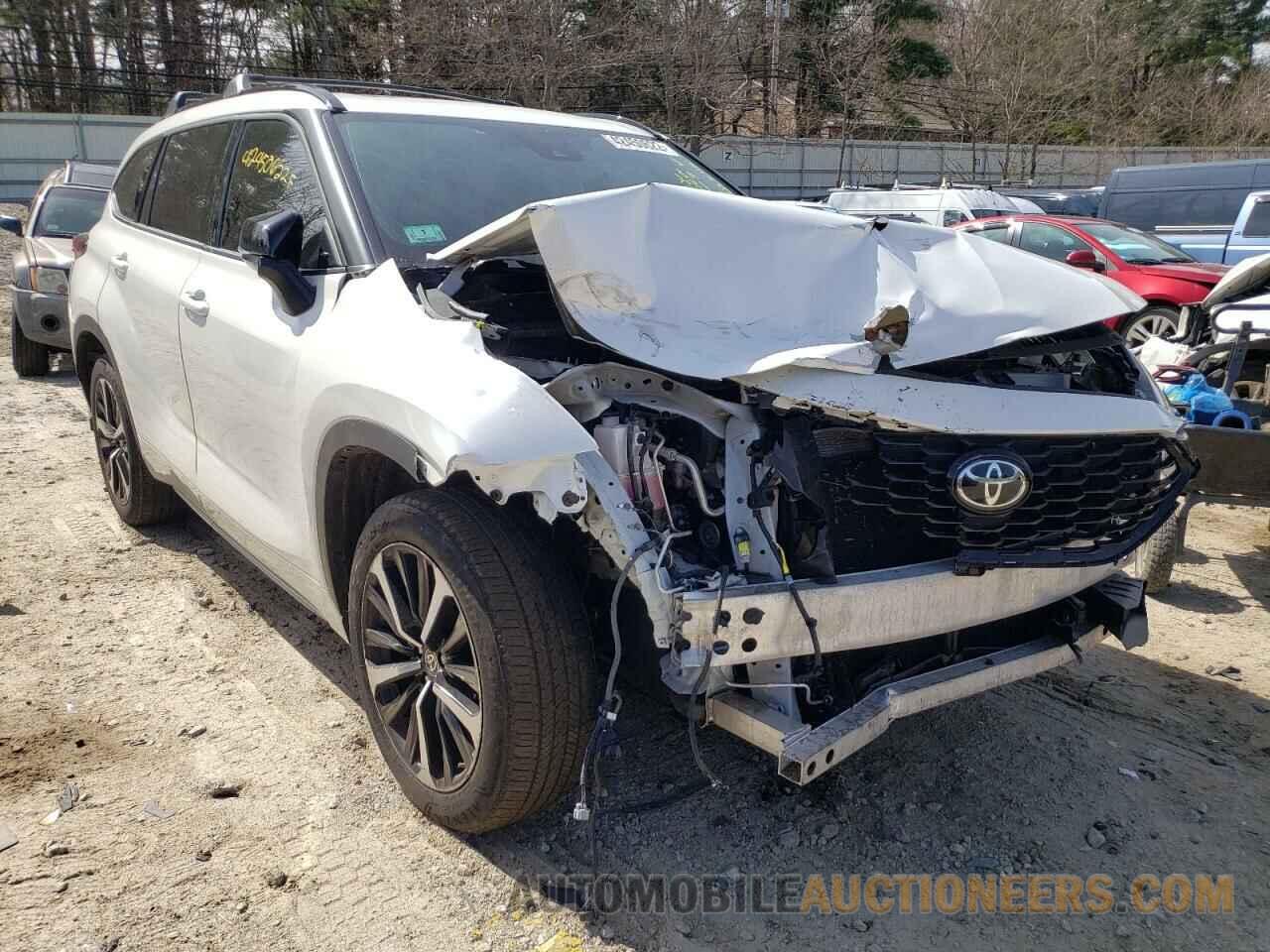 5TDJZRBH2MS071849 TOYOTA HIGHLANDER 2021