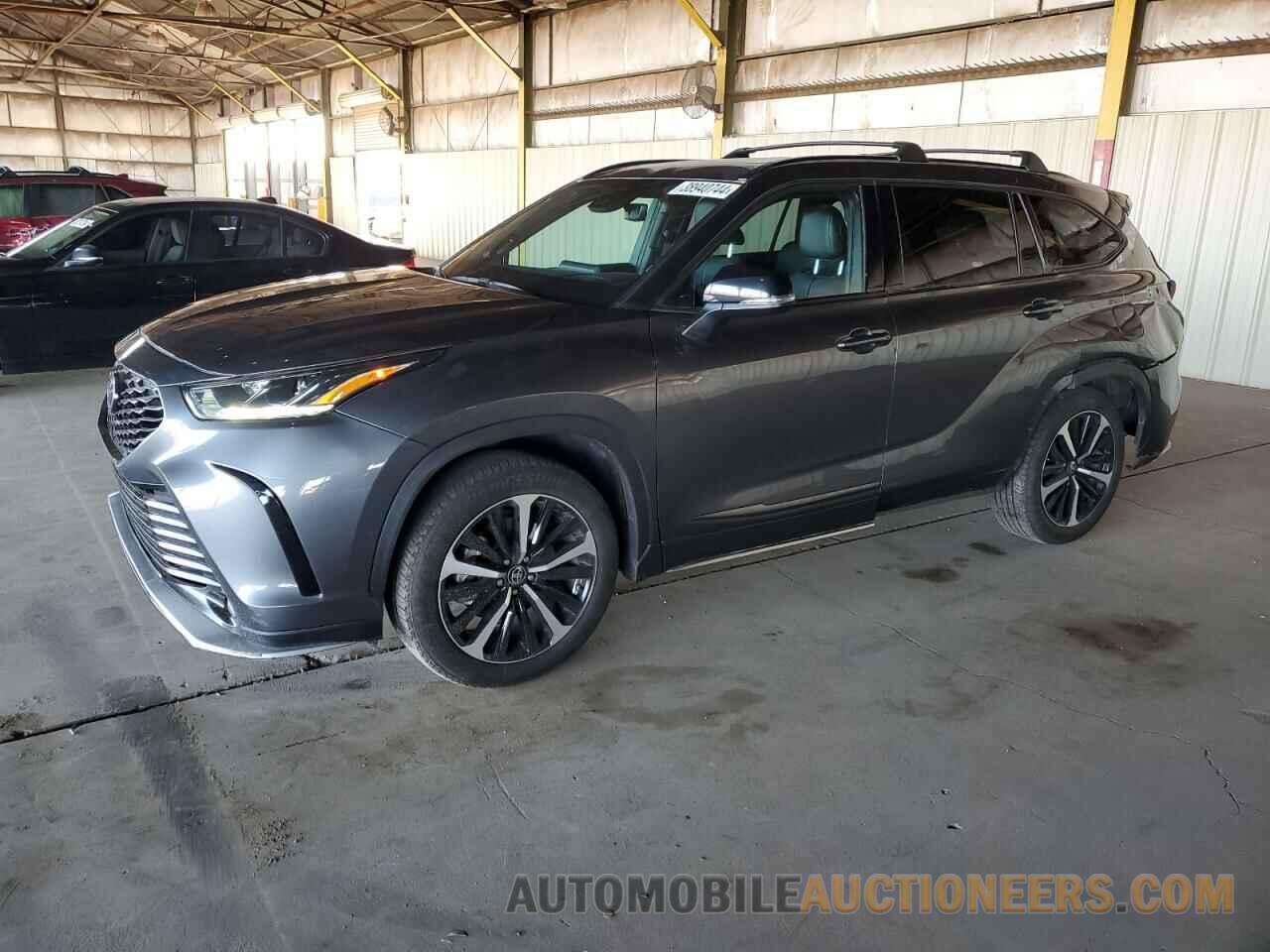 5TDJZRBH2MS143732 TOYOTA HIGHLANDER 2021