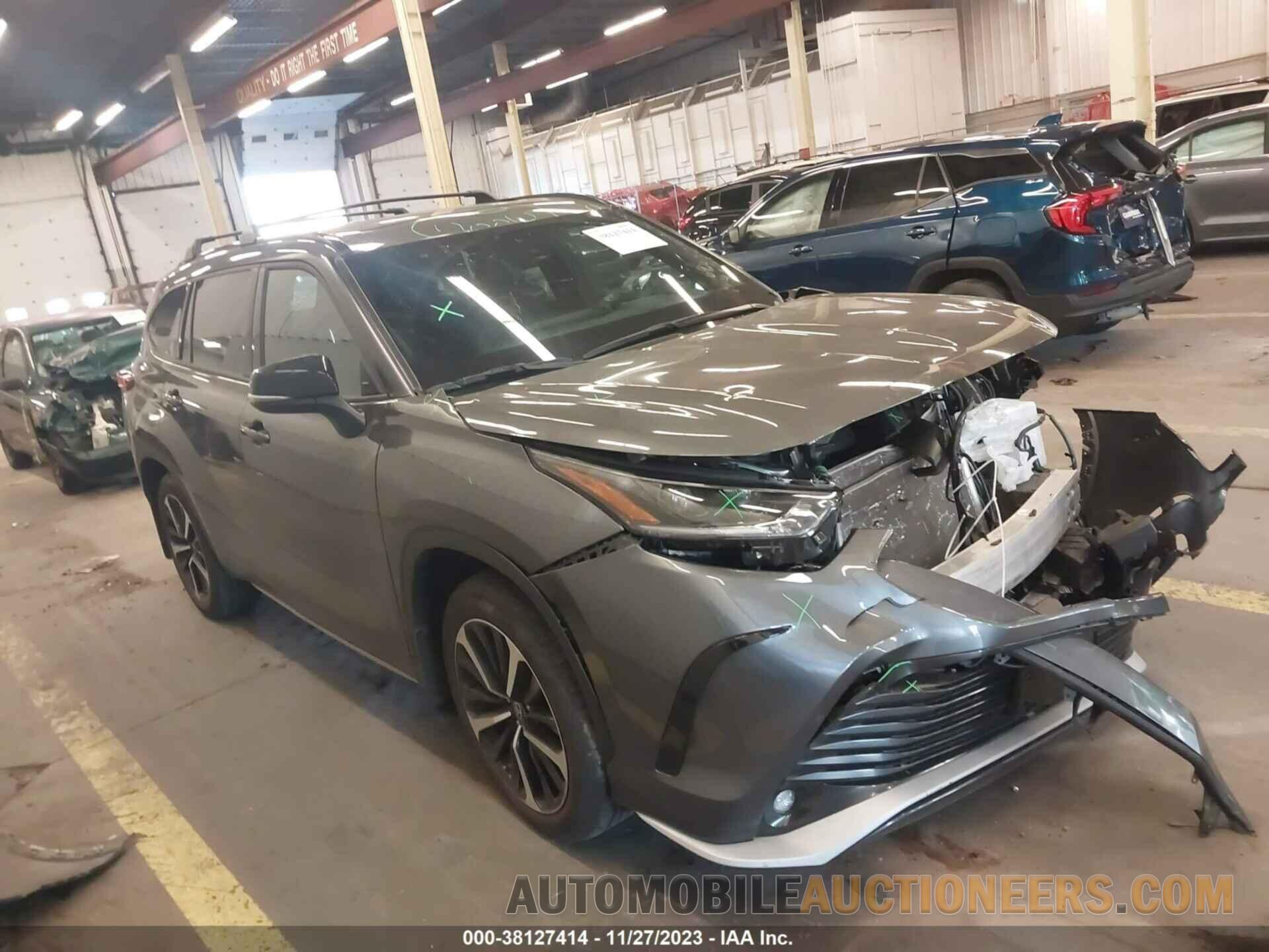 5TDJZRBH5NS206923 TOYOTA HIGHLANDER 2022