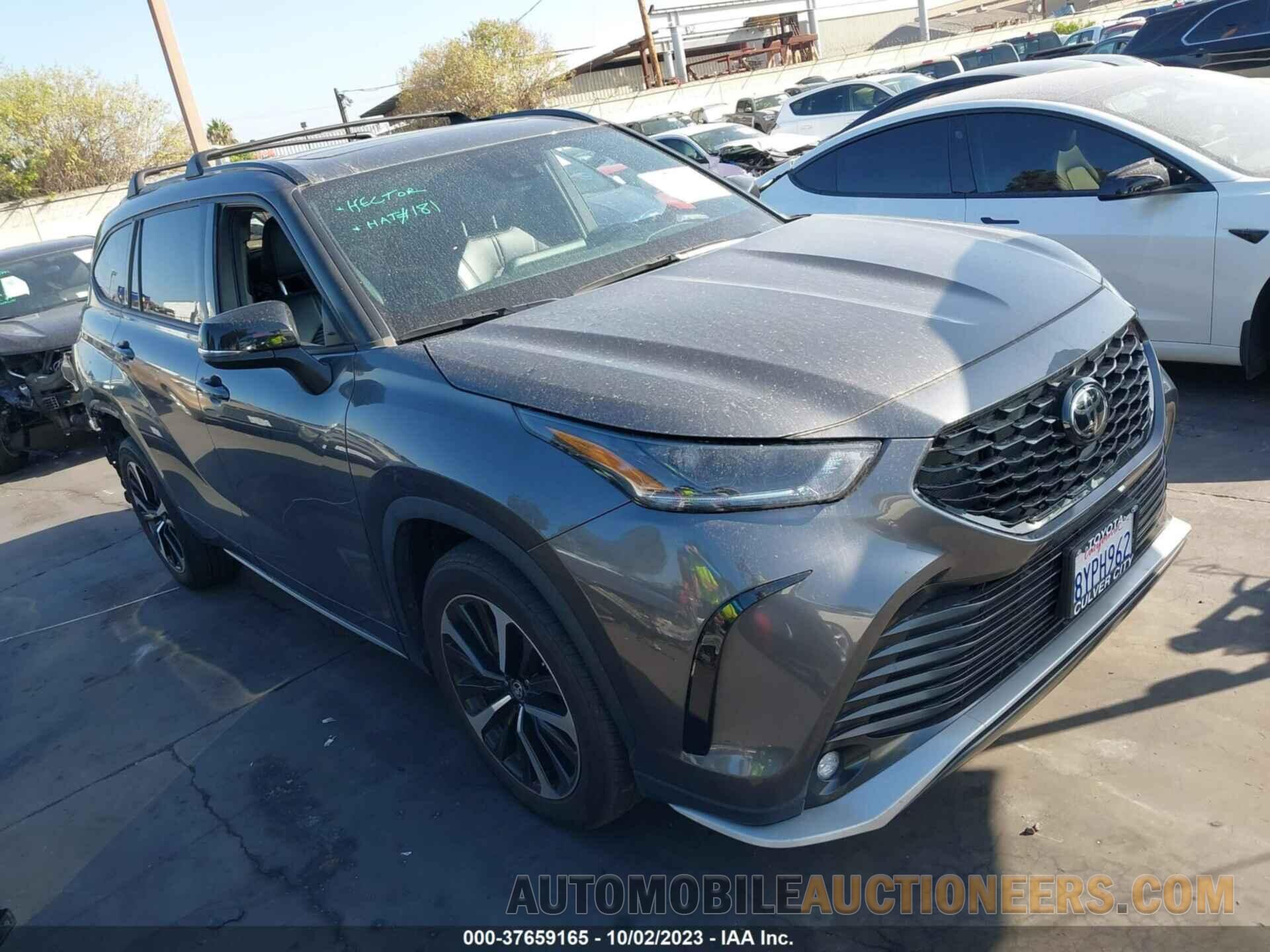 5TDJZRBH7MS160994 TOYOTA HIGHLANDER 2021