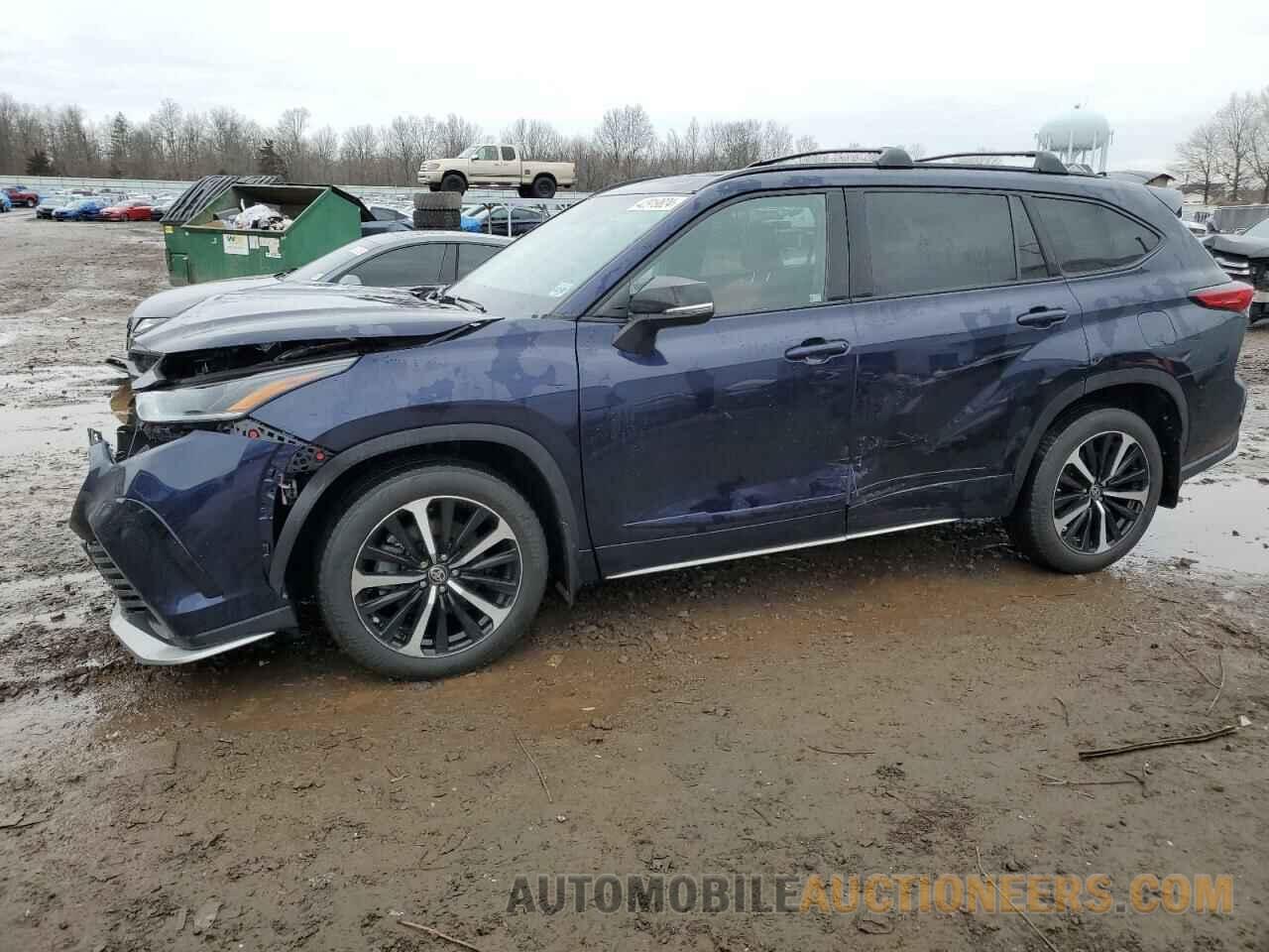 5TDJZRBH8NS172525 TOYOTA HIGHLANDER 2022