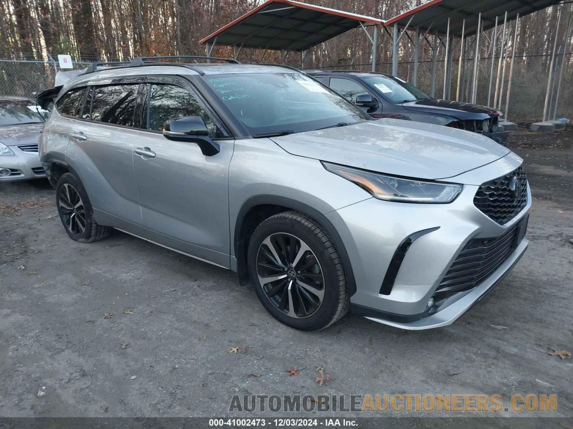 5TDJZRBHXNS186460 TOYOTA HIGHLANDER 2022