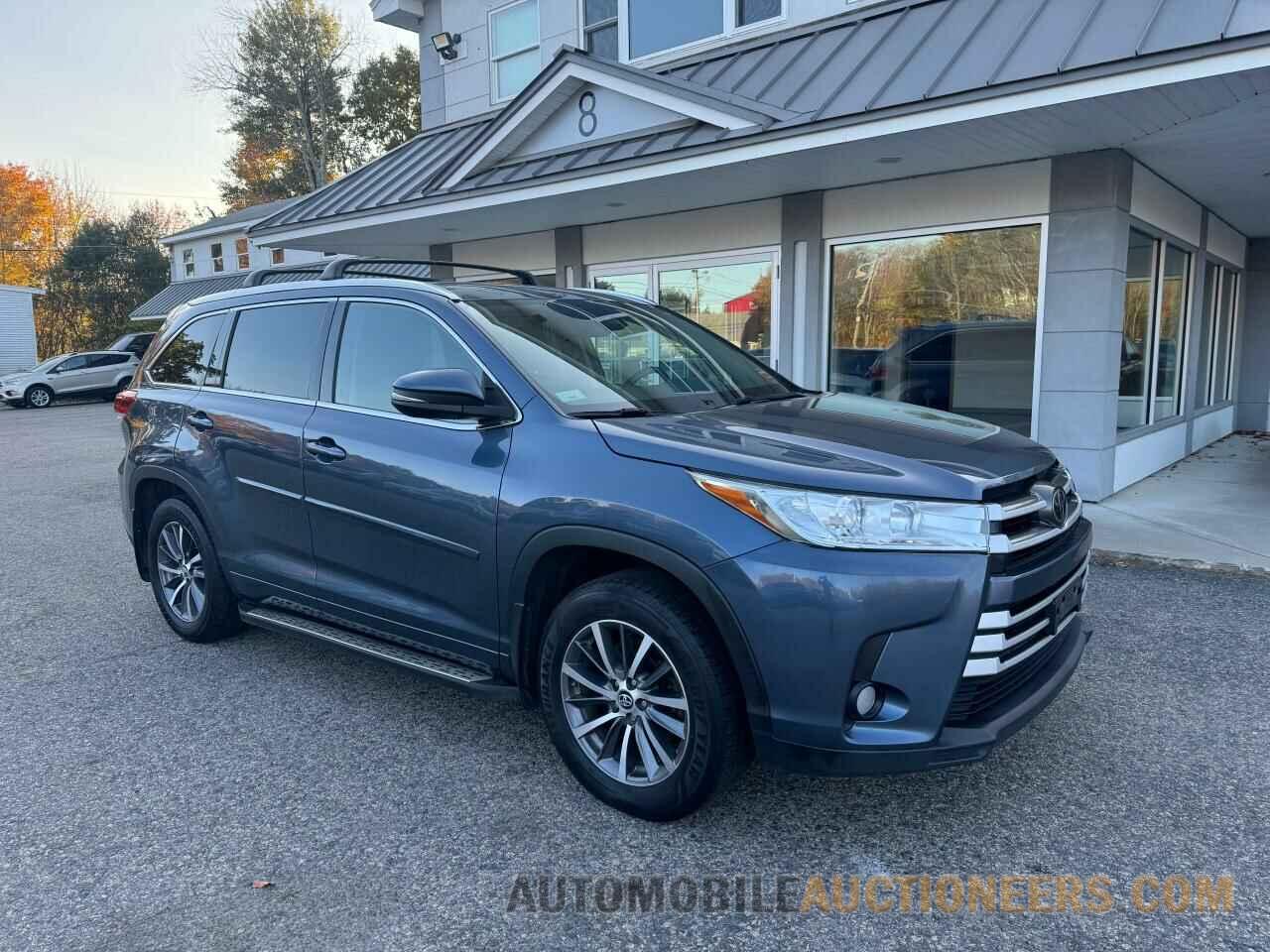 5TDJZRFH0HS415162 TOYOTA HIGHLANDER 2017