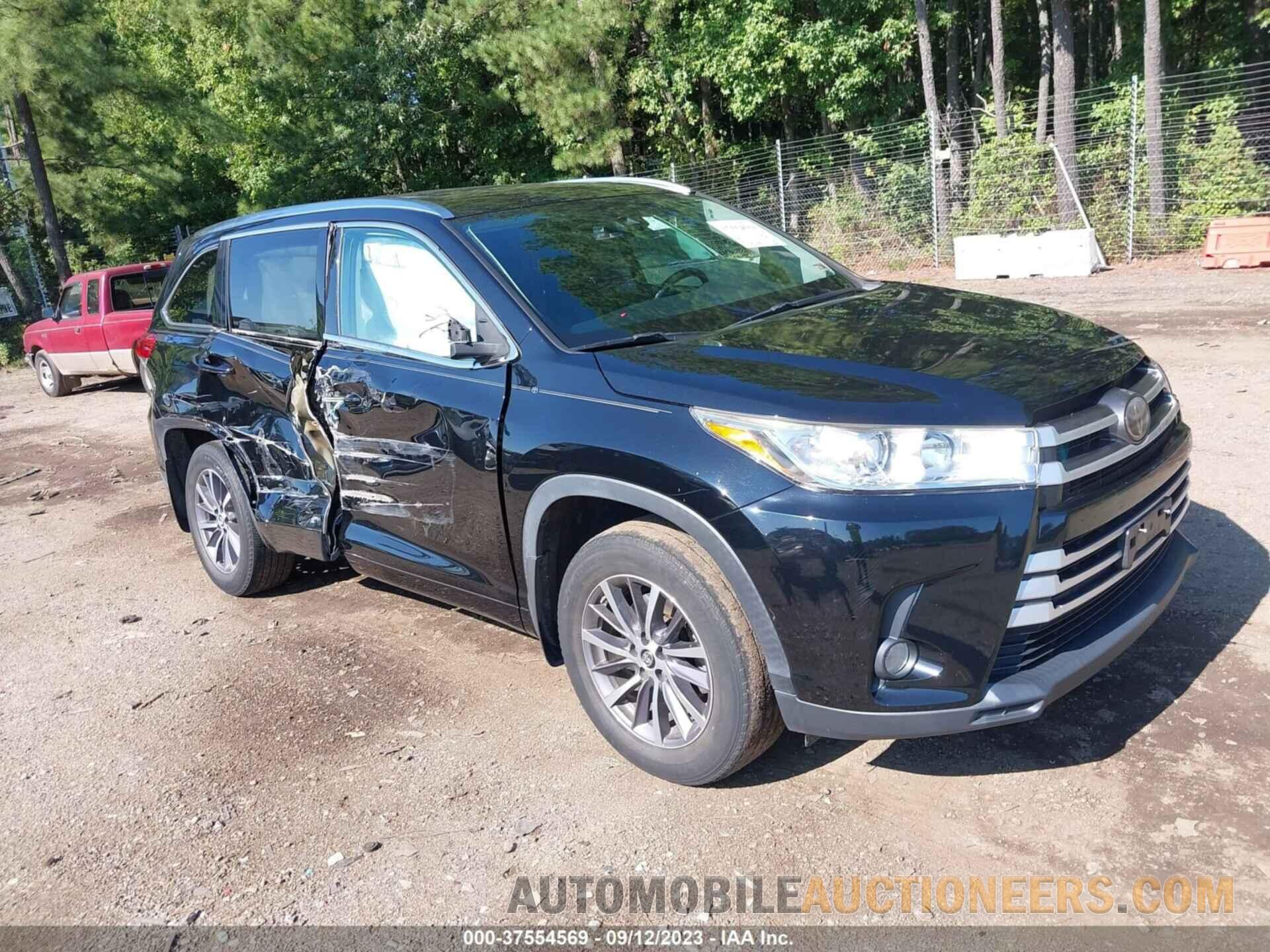 5TDJZRFH0HS437436 TOYOTA HIGHLANDER 2017