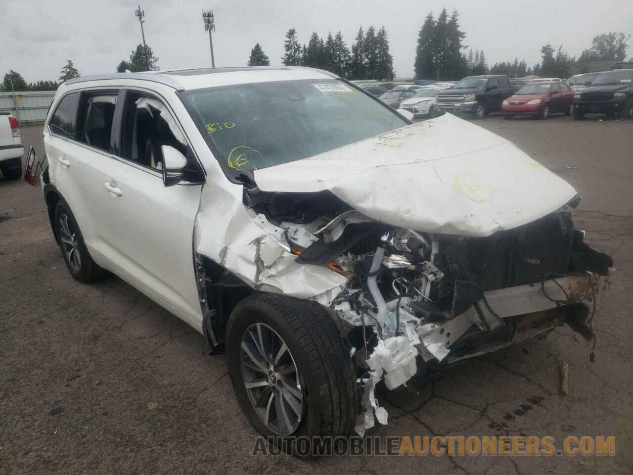 5TDJZRFH0HS479461 TOYOTA HIGHLANDER 2017