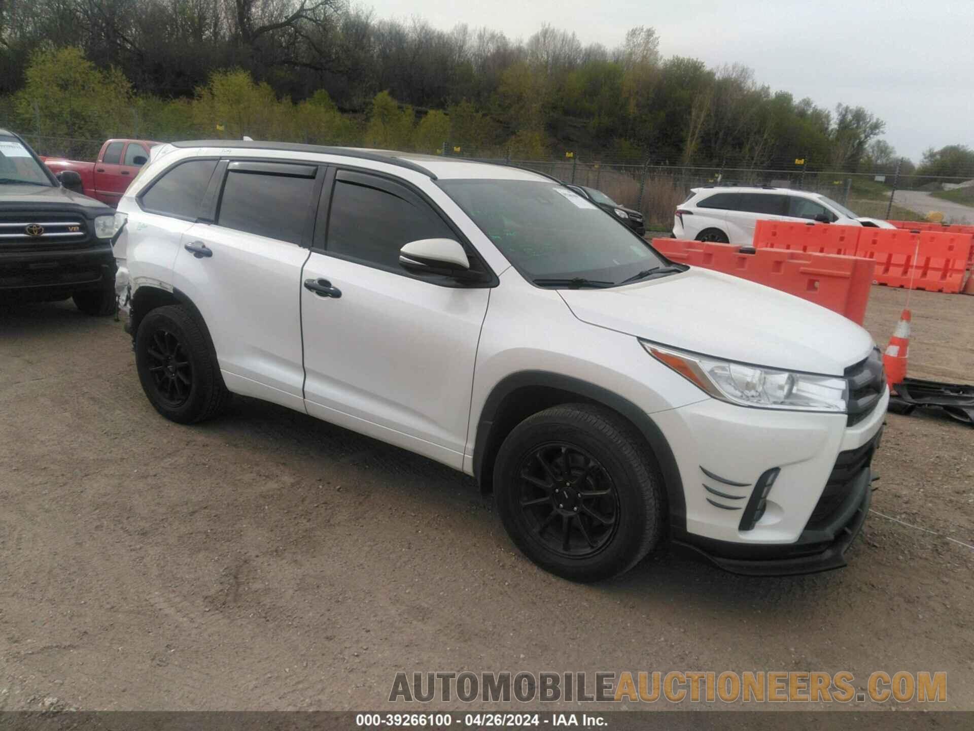 5TDJZRFH0JS494659 TOYOTA HIGHLANDER 2018