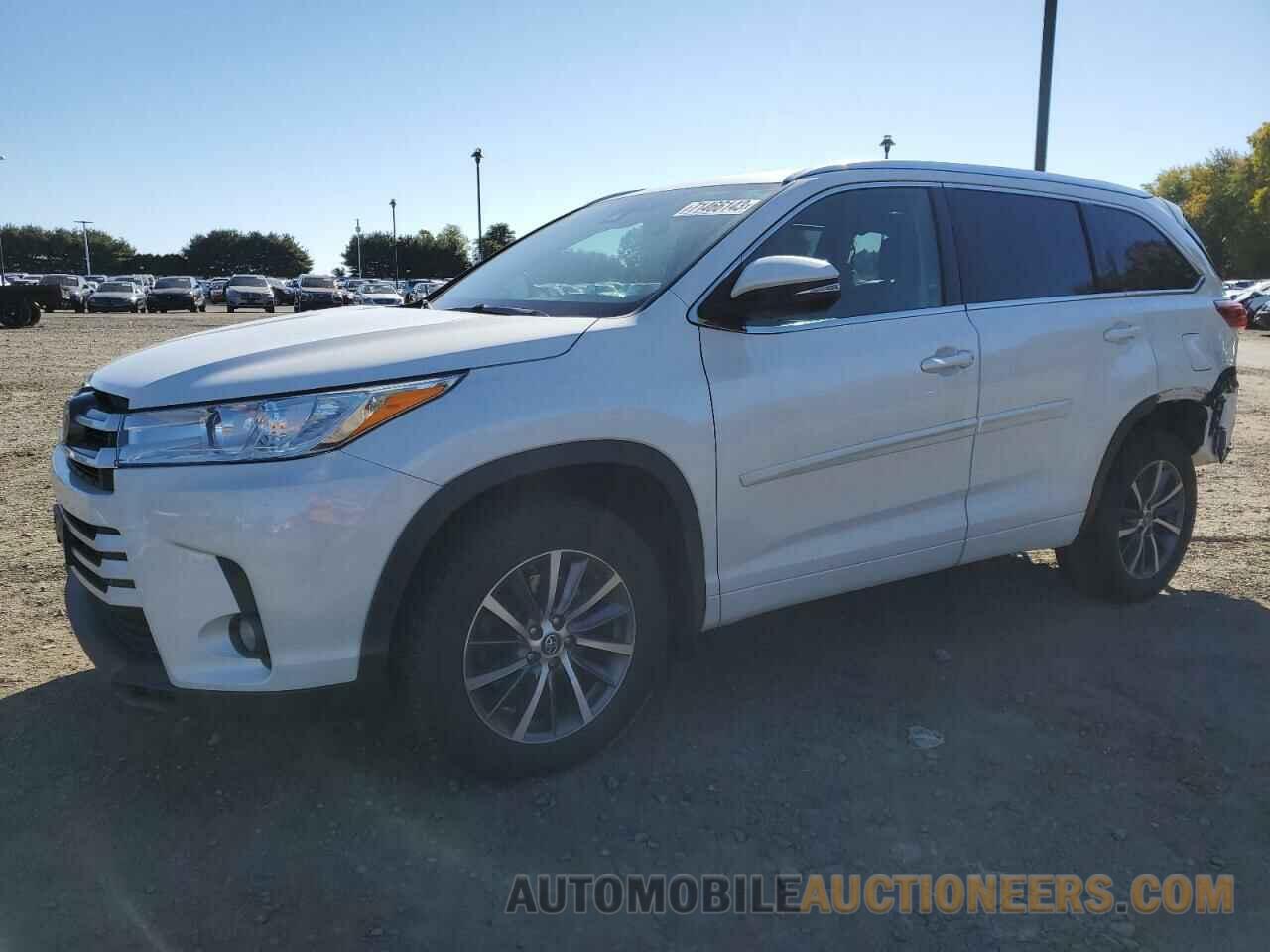 5TDJZRFH0JS525036 TOYOTA HIGHLANDER 2018