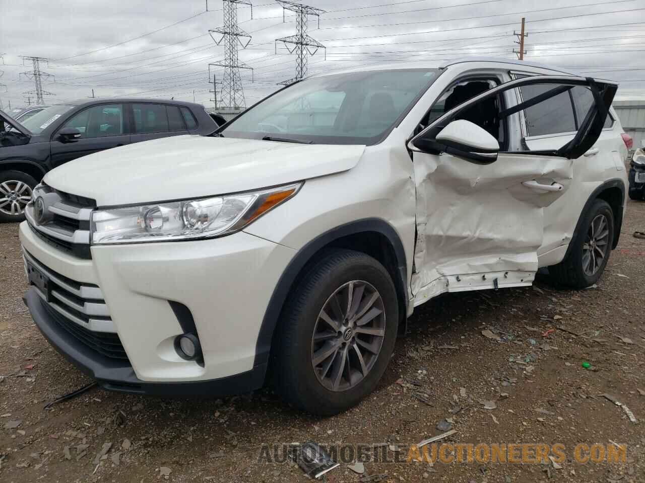 5TDJZRFH0JS538238 TOYOTA HIGHLANDER 2018