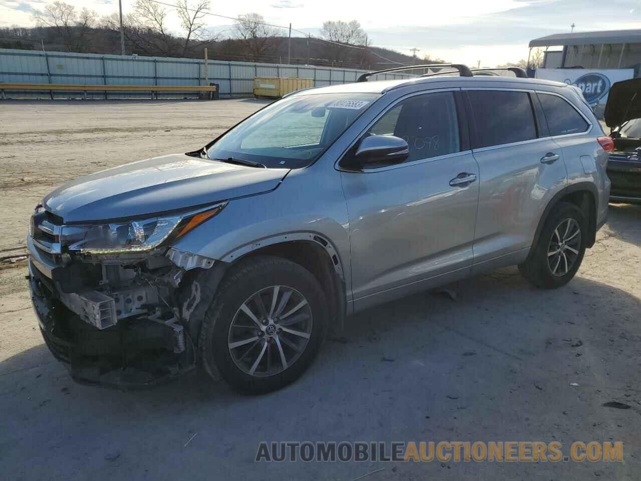 5TDJZRFH0JS543374 TOYOTA HIGHLANDER 2018