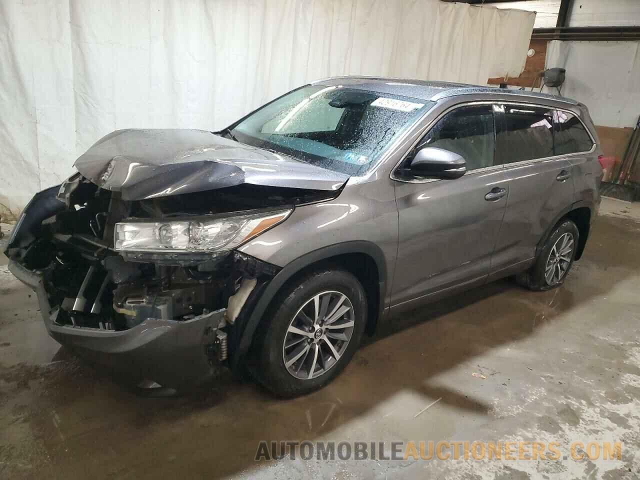 5TDJZRFH0JS545495 TOYOTA HIGHLANDER 2018