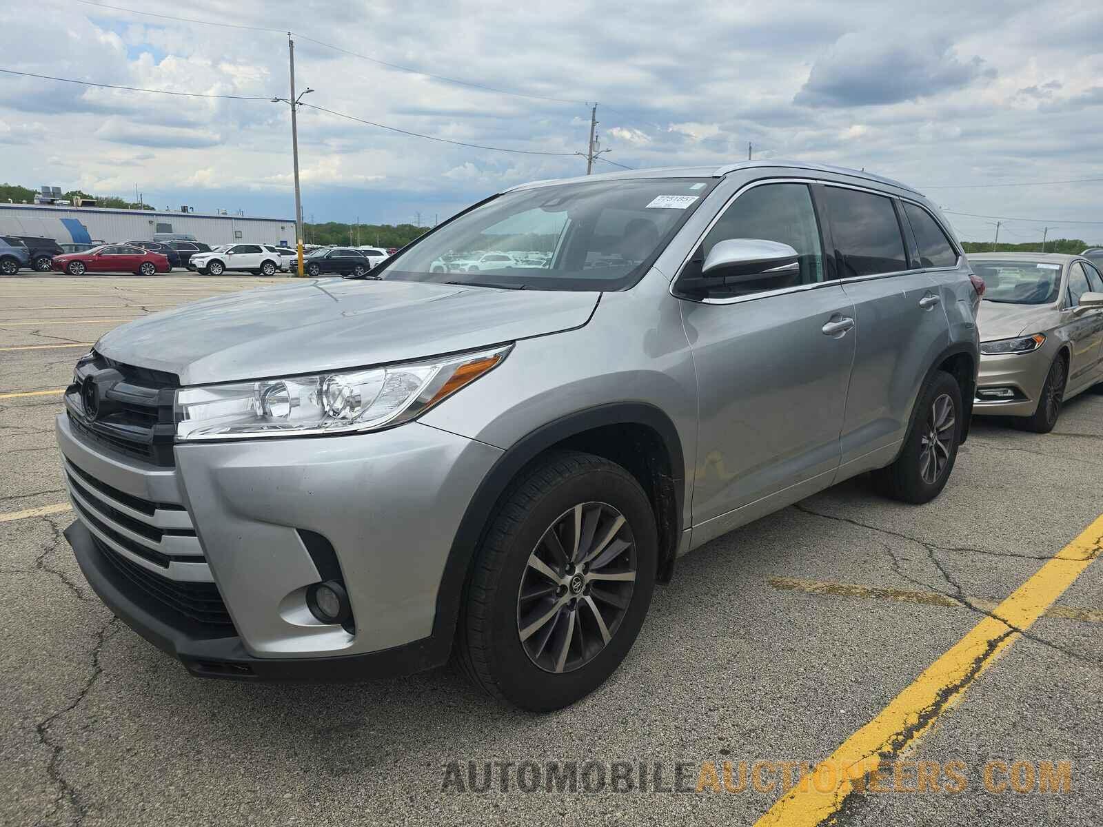 5TDJZRFH0JS545870 Toyota Highlander 2018