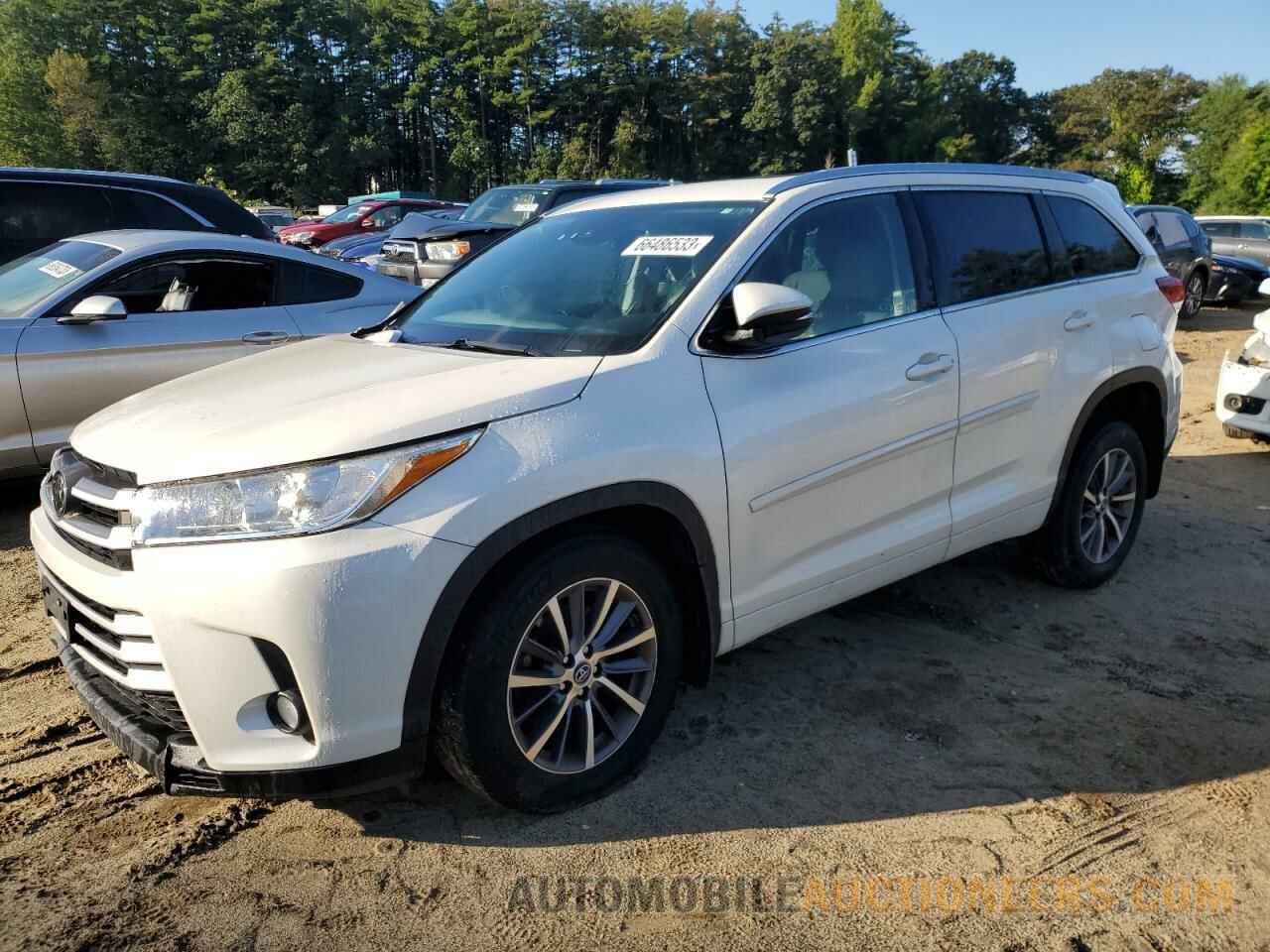 5TDJZRFH0JS549305 TOYOTA HIGHLANDER 2018