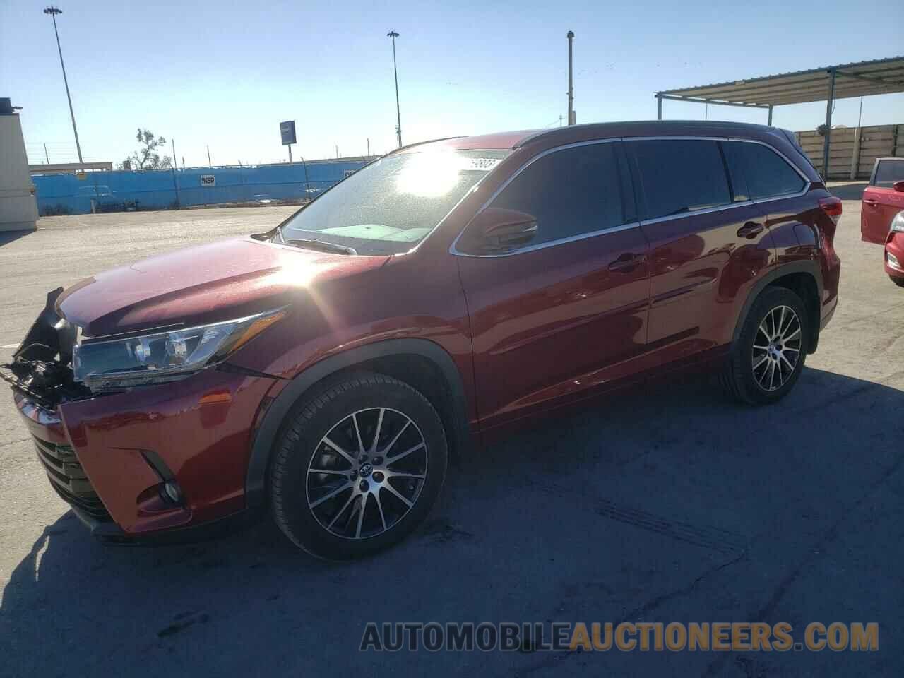 5TDJZRFH0JS555301 TOYOTA HIGHLANDER 2018