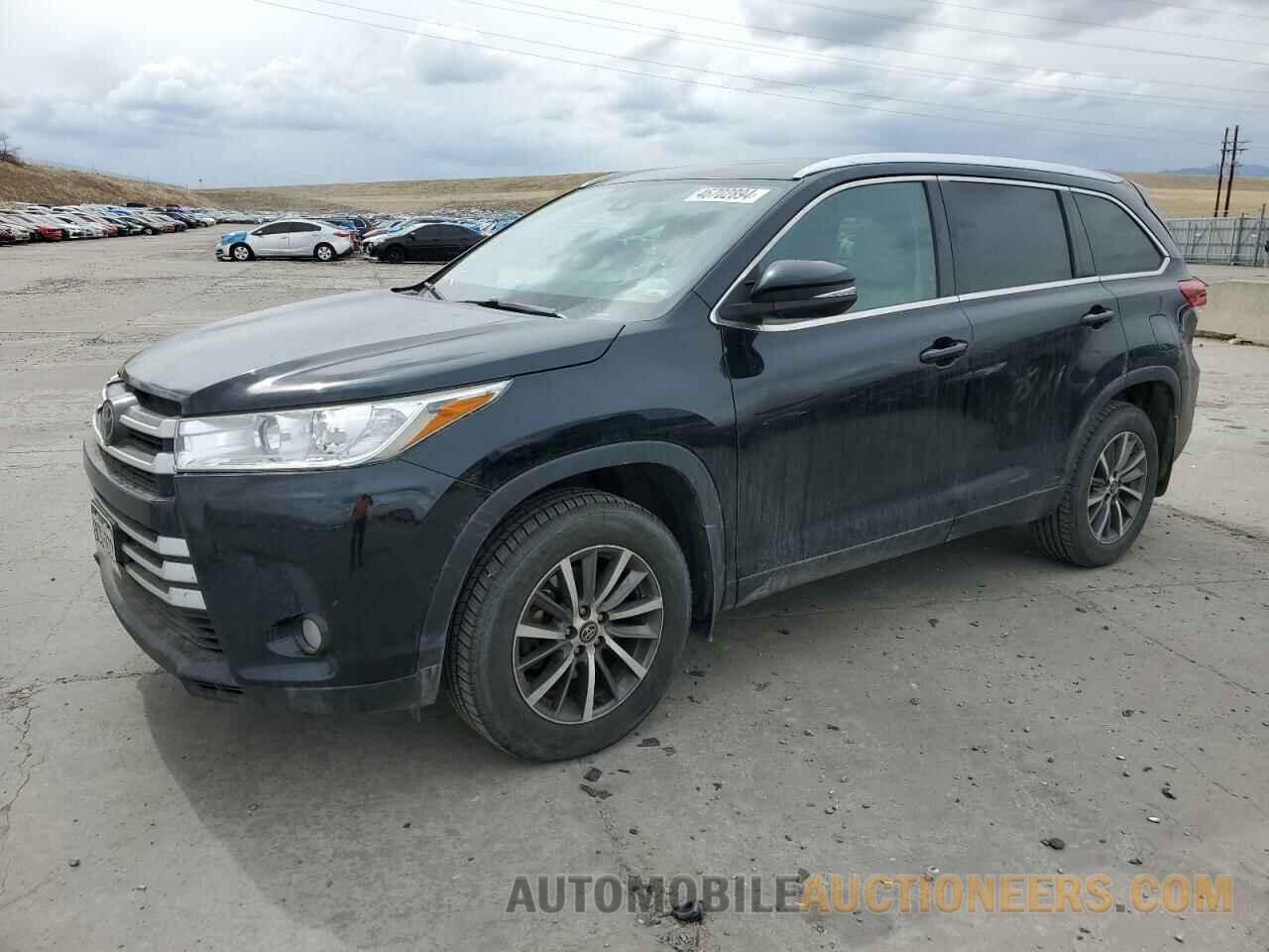 5TDJZRFH0JS557078 TOYOTA HIGHLANDER 2018