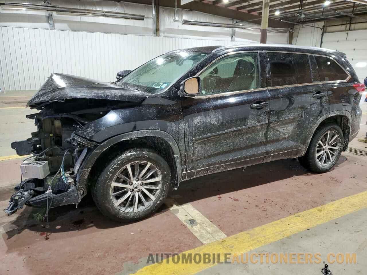 5TDJZRFH0JS803563 TOYOTA HIGHLANDER 2018