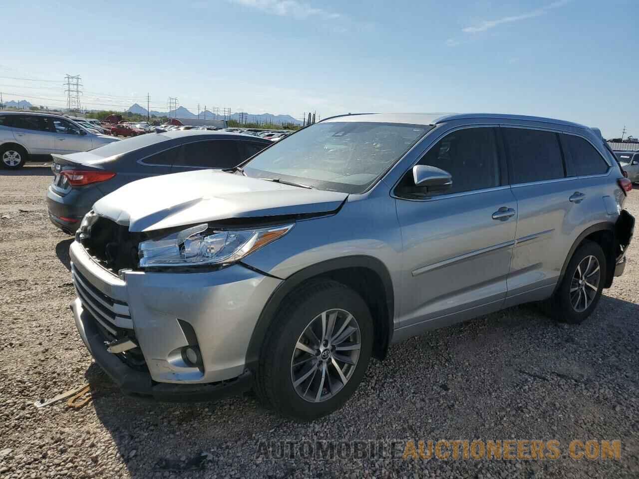 5TDJZRFH0JS848048 TOYOTA HIGHLANDER 2018