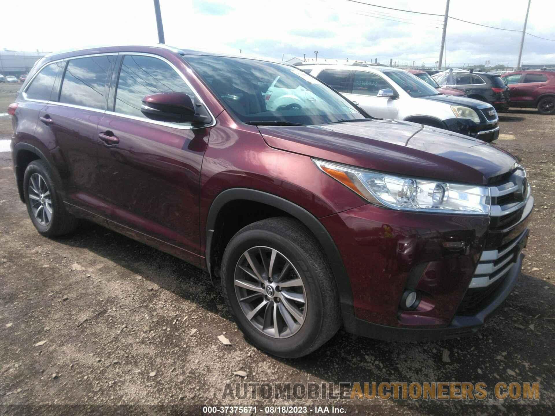 5TDJZRFH0JS873077 TOYOTA HIGHLANDER 2018