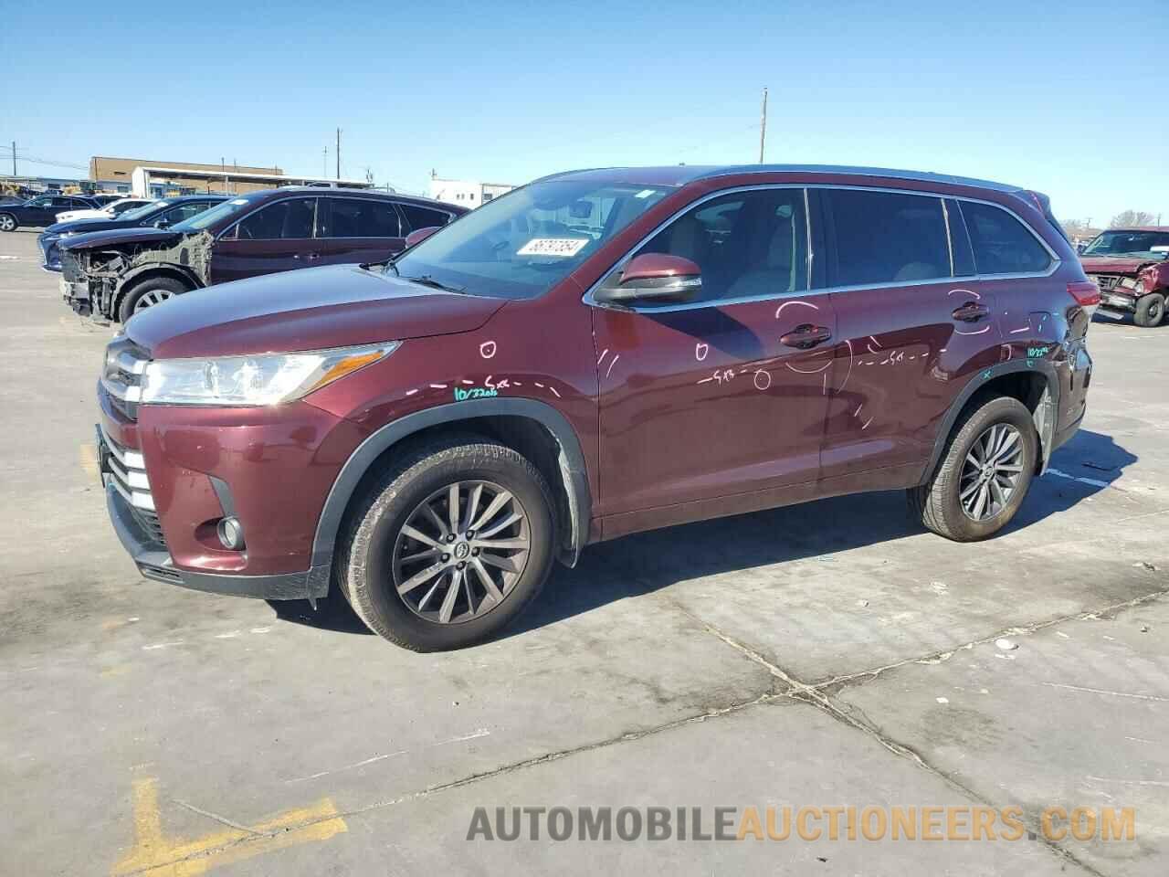 5TDJZRFH0JS888369 TOYOTA HIGHLANDER 2018