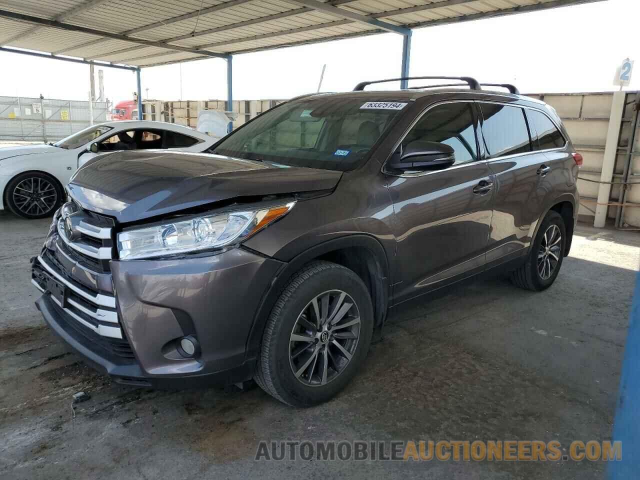 5TDJZRFH0KS577932 TOYOTA HIGHLANDER 2019