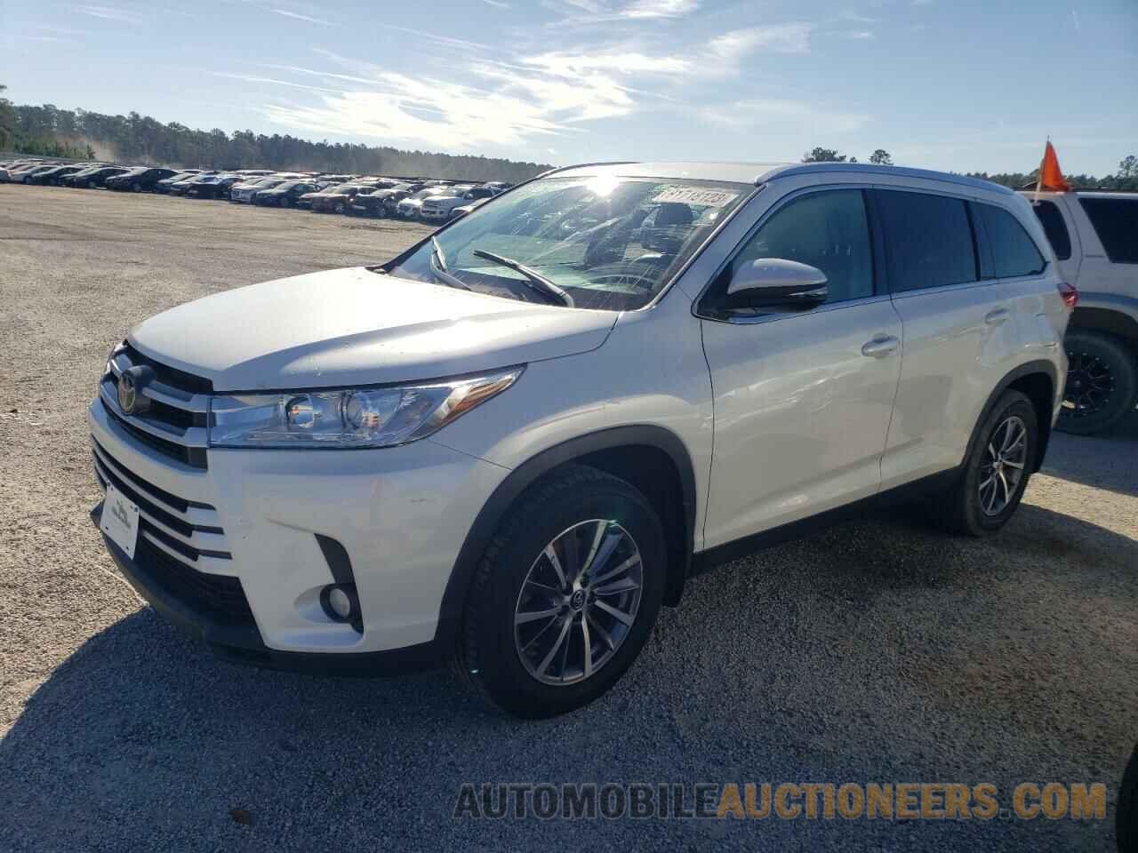 5TDJZRFH0KS580281 TOYOTA HIGHLANDER 2019