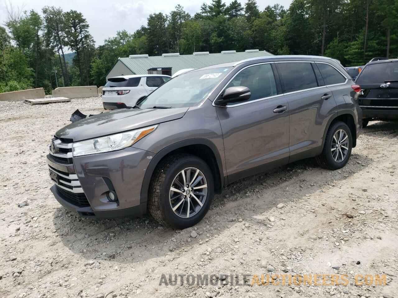 5TDJZRFH0KS585416 TOYOTA HIGHLANDER 2019