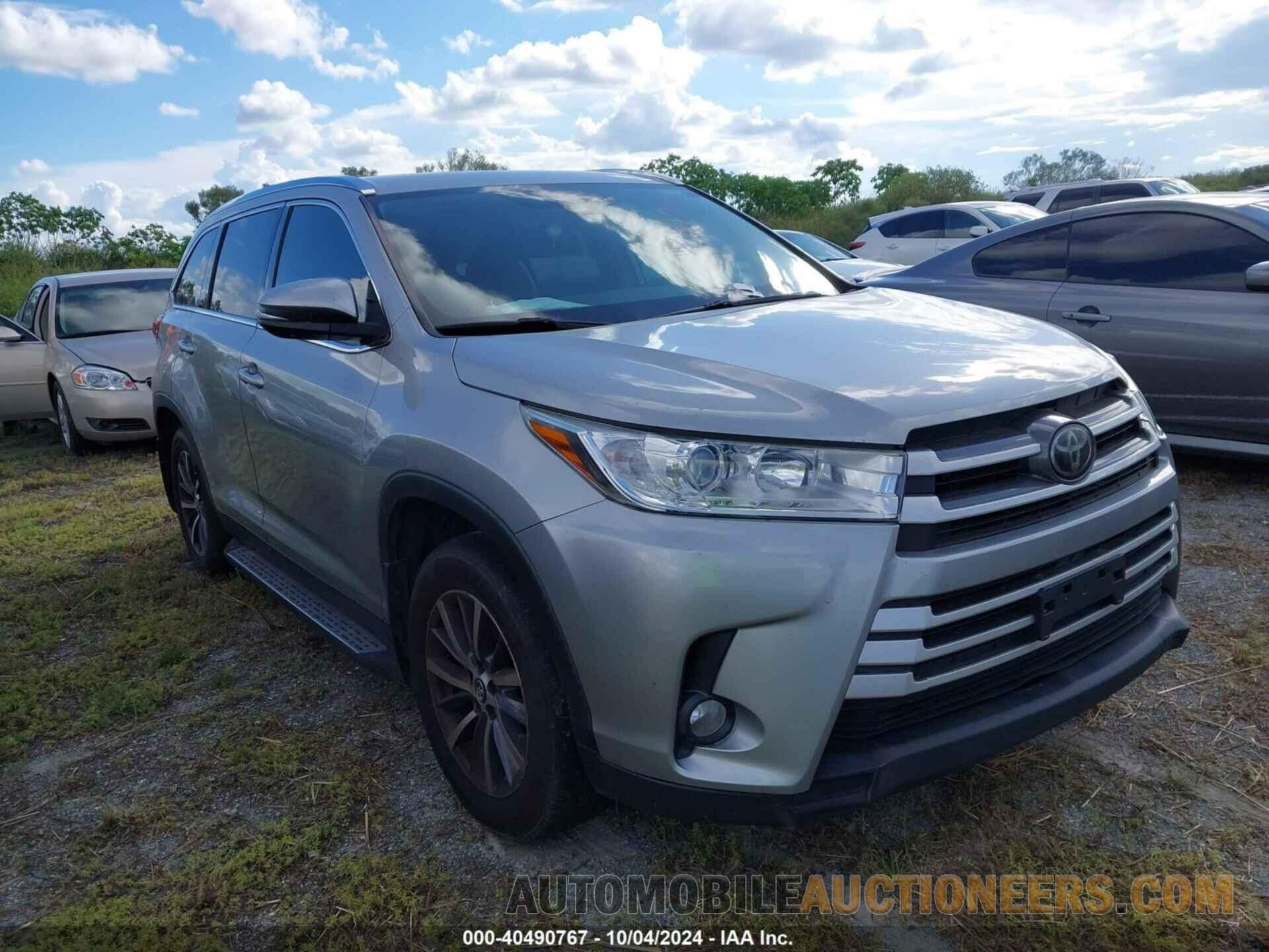 5TDJZRFH0KS586646 TOYOTA HIGHLANDER 2019