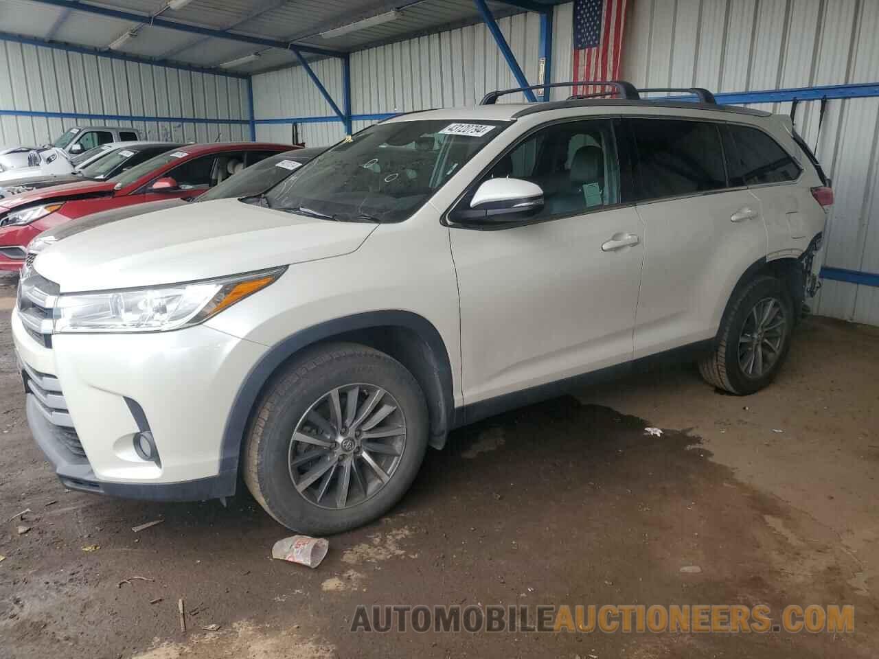 5TDJZRFH0KS590101 TOYOTA HIGHLANDER 2019