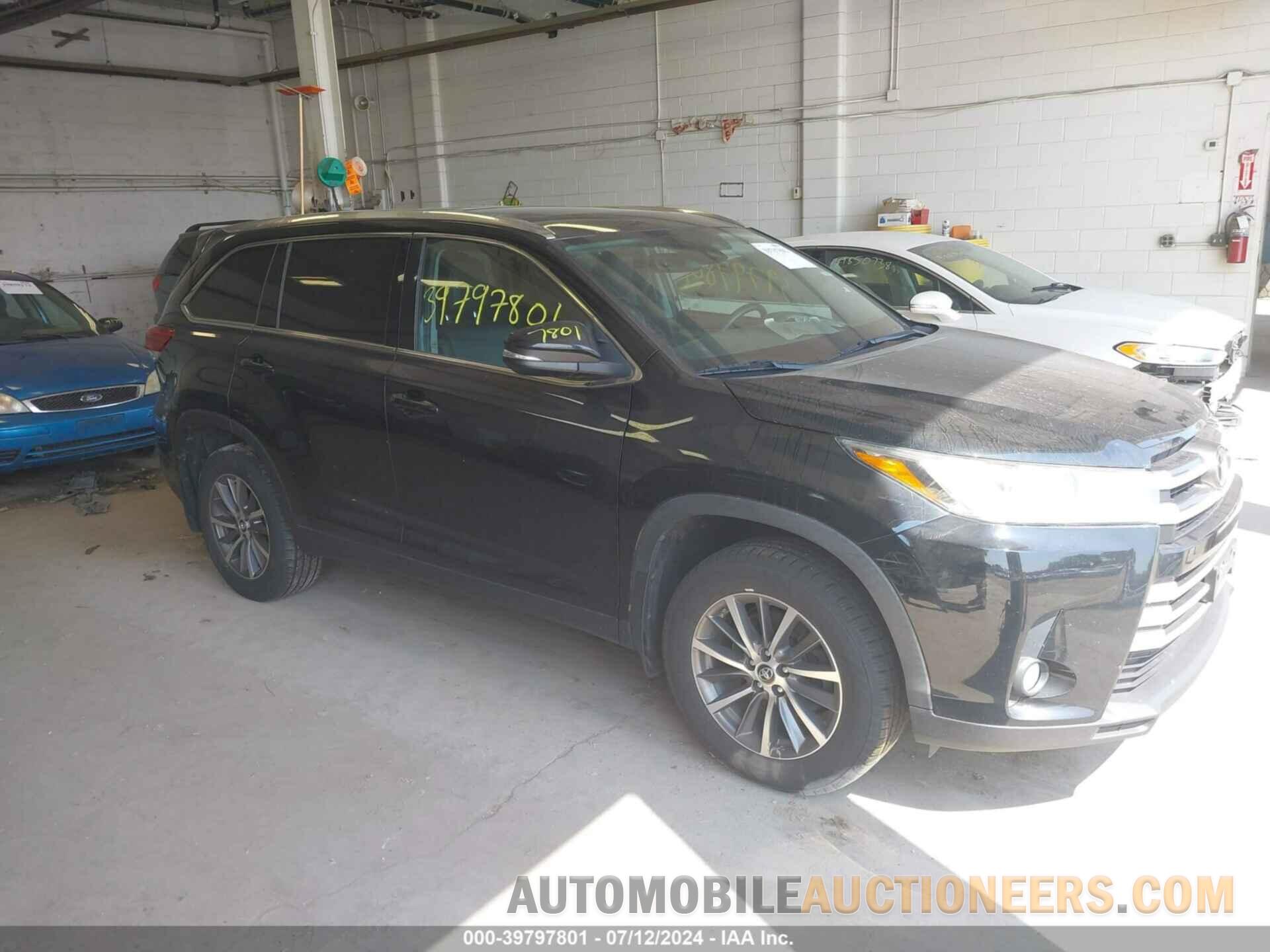 5TDJZRFH0KS596285 TOYOTA HIGHLANDER 2019