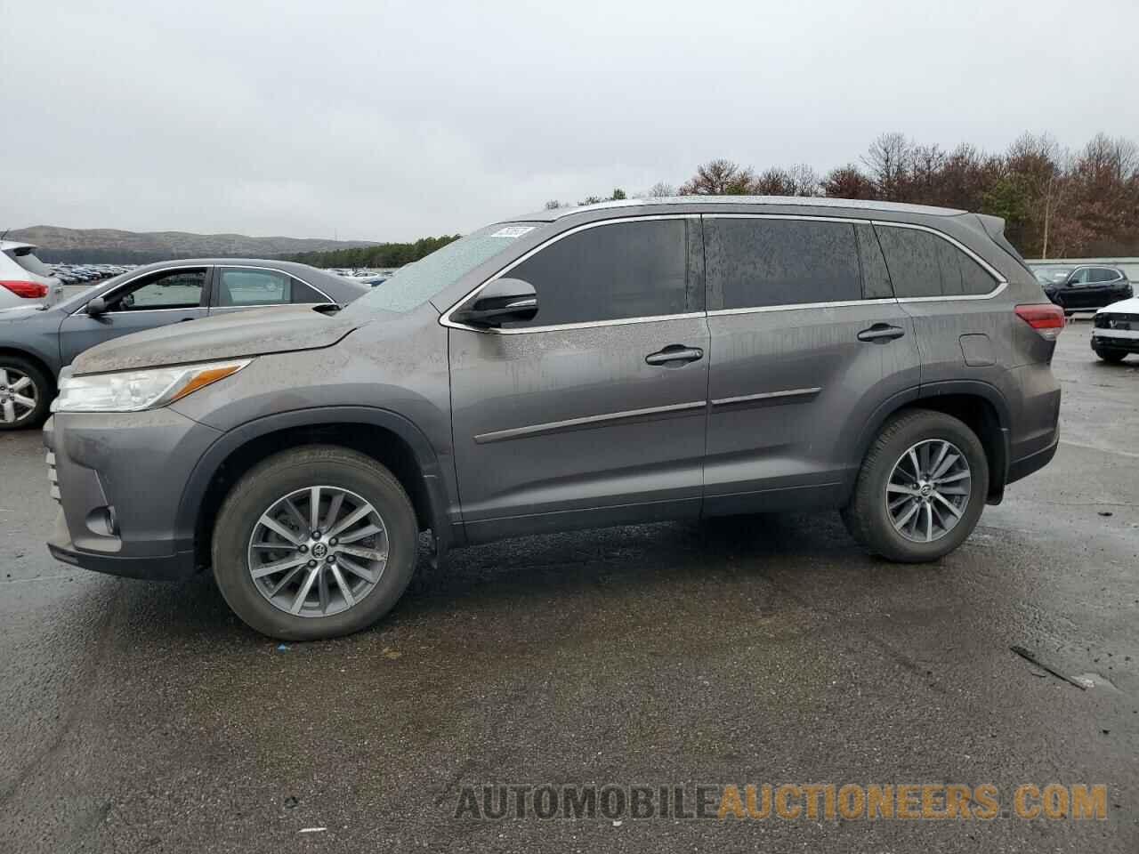 5TDJZRFH0KS601064 TOYOTA HIGHLANDER 2019