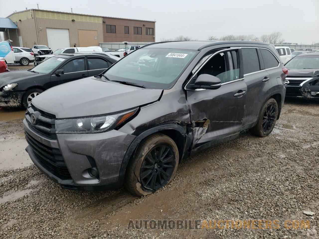 5TDJZRFH0KS601775 TOYOTA HIGHLANDER 2019