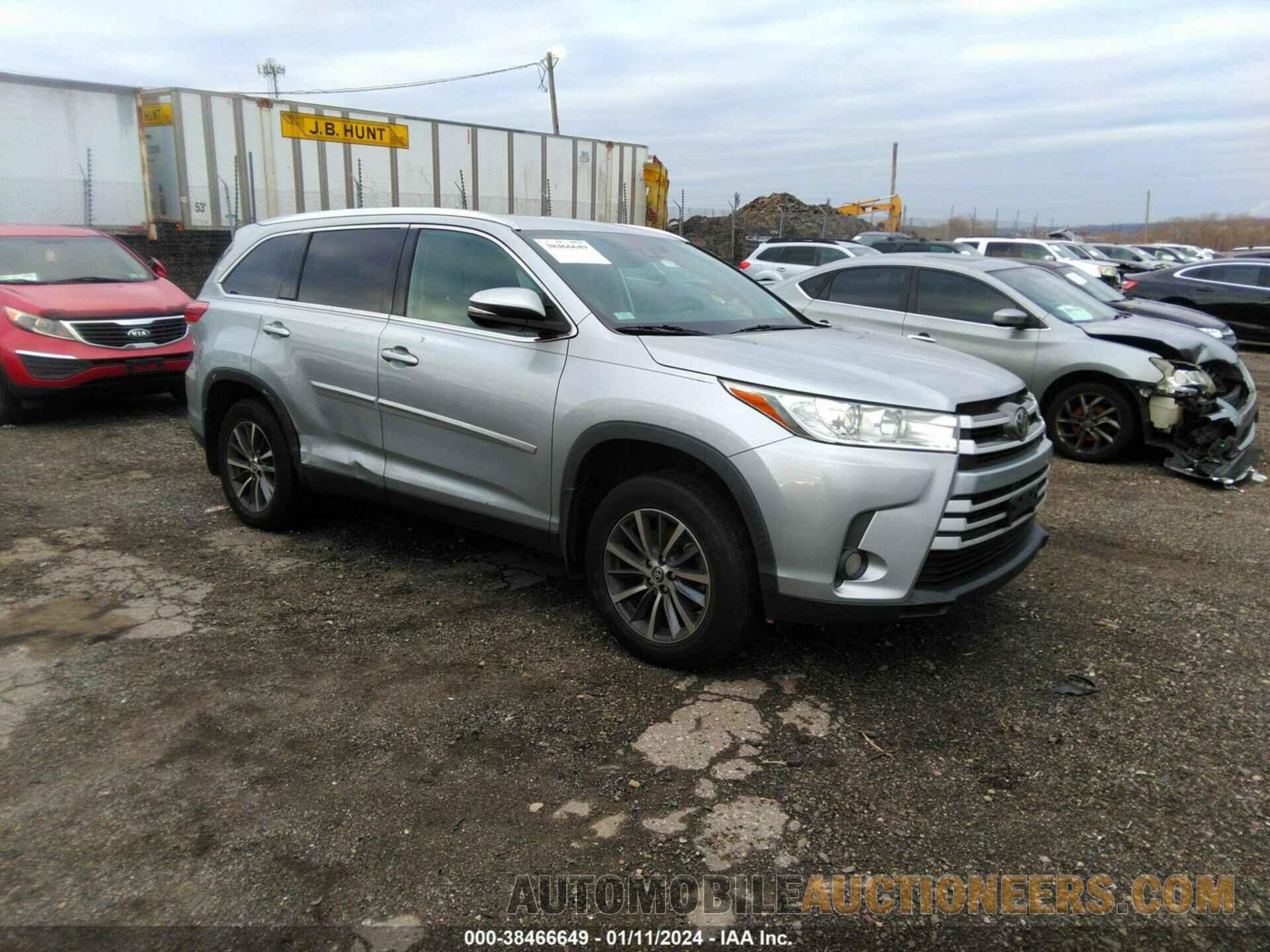 5TDJZRFH0KS606636 TOYOTA HIGHLANDER 2019