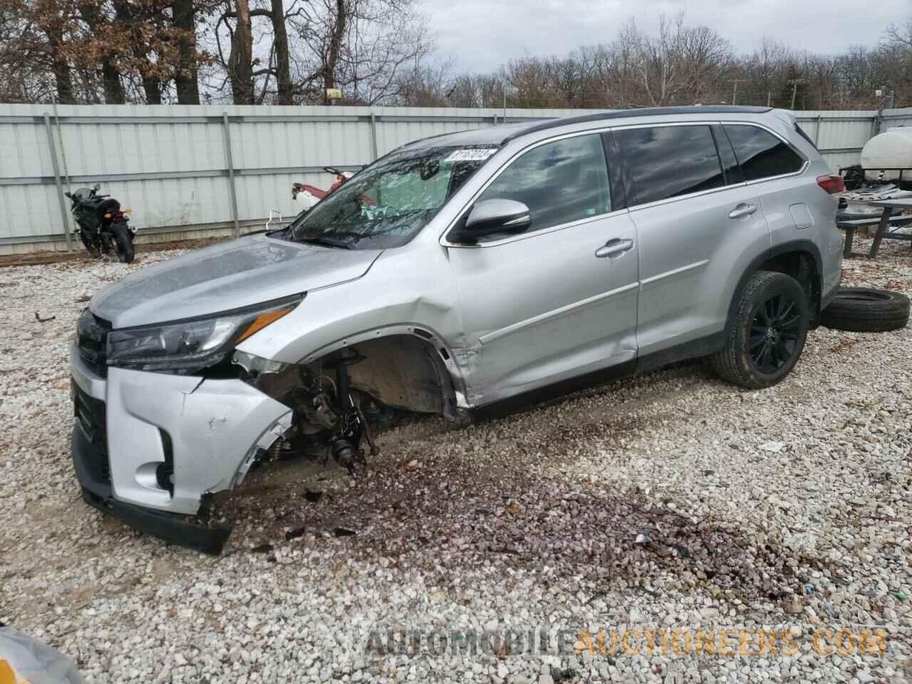 5TDJZRFH0KS607138 TOYOTA HIGHLANDER 2019