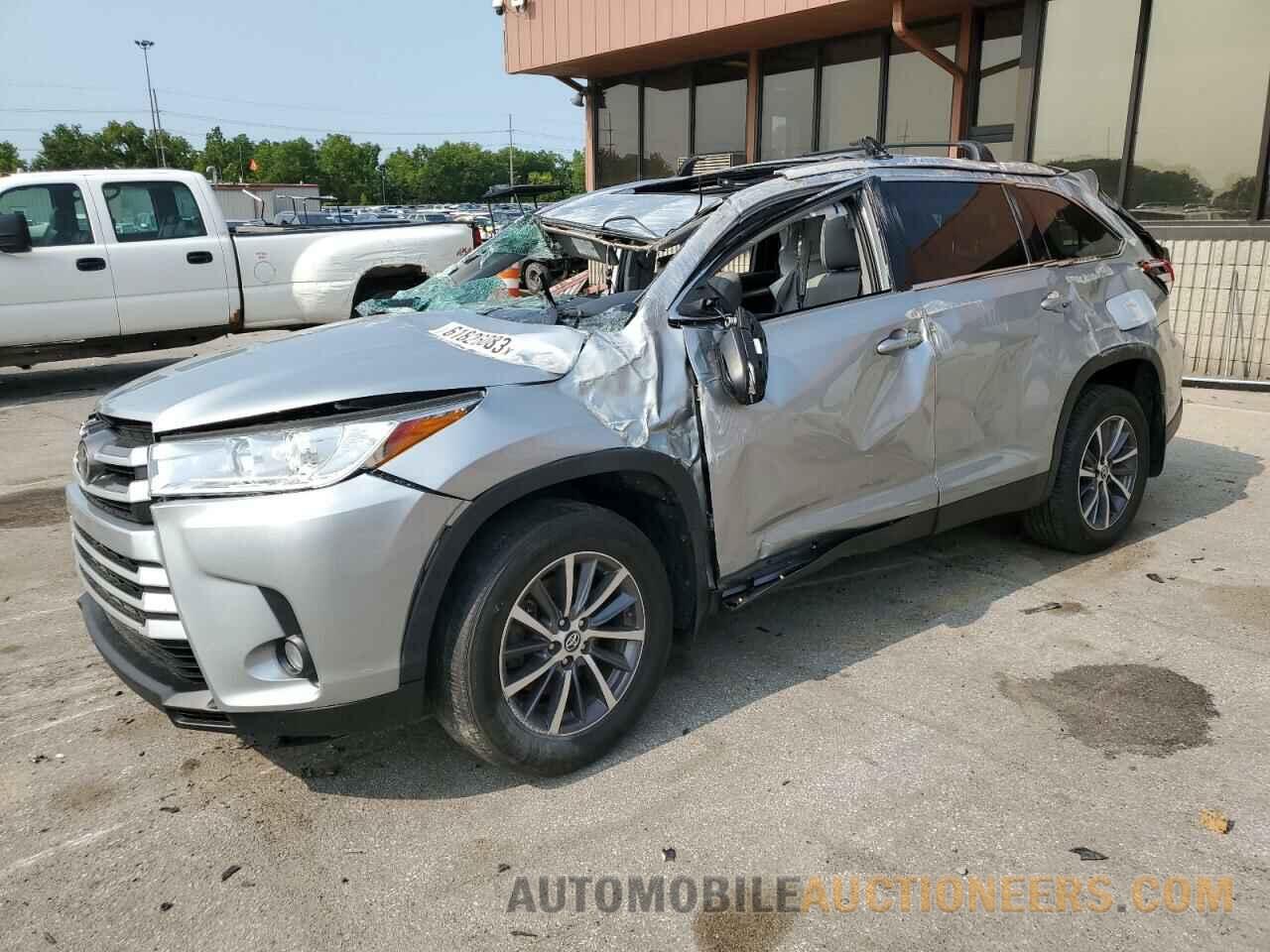 5TDJZRFH0KS714318 TOYOTA HIGHLANDER 2019