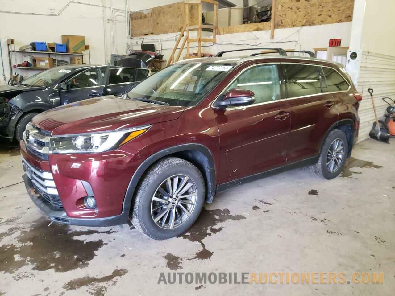 5TDJZRFH0KS917967 TOYOTA HIGHLANDER 2019