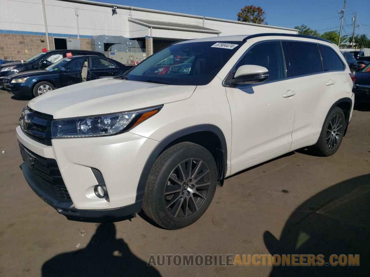 5TDJZRFH1HS361015 TOYOTA HIGHLANDER 2017