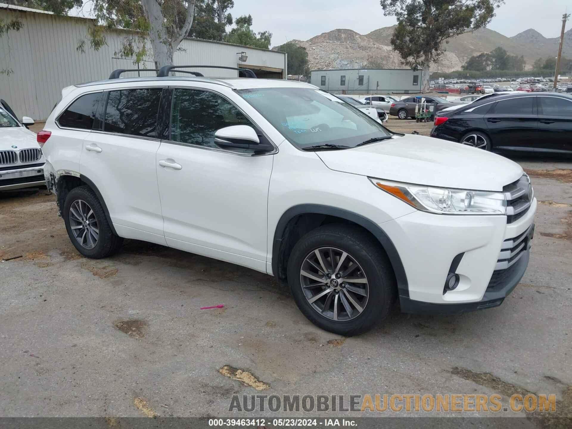 5TDJZRFH1HS420029 TOYOTA HIGHLANDER 2017