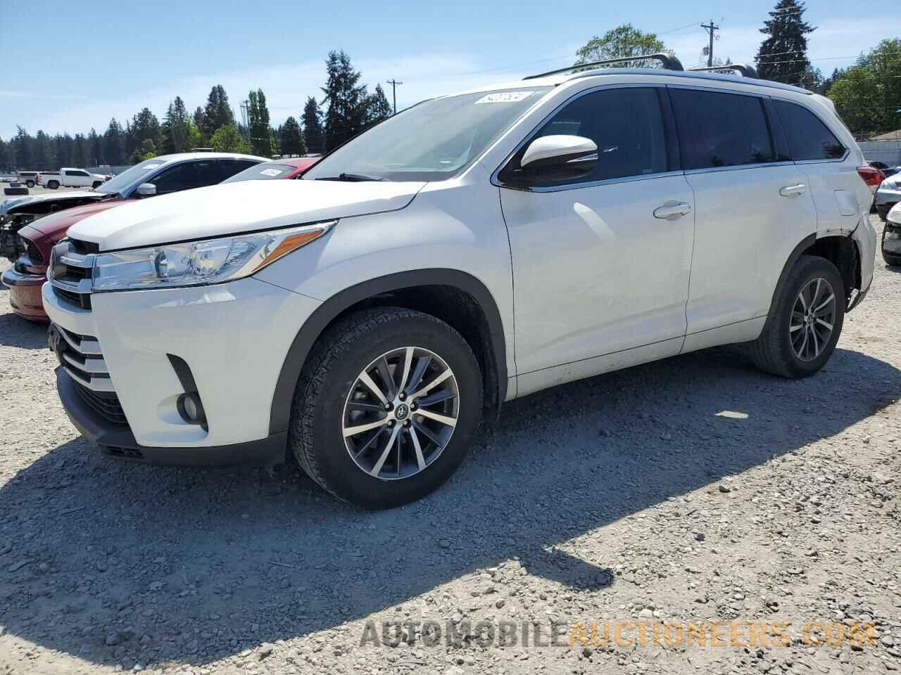 5TDJZRFH1HS426493 TOYOTA HIGHLANDER 2017