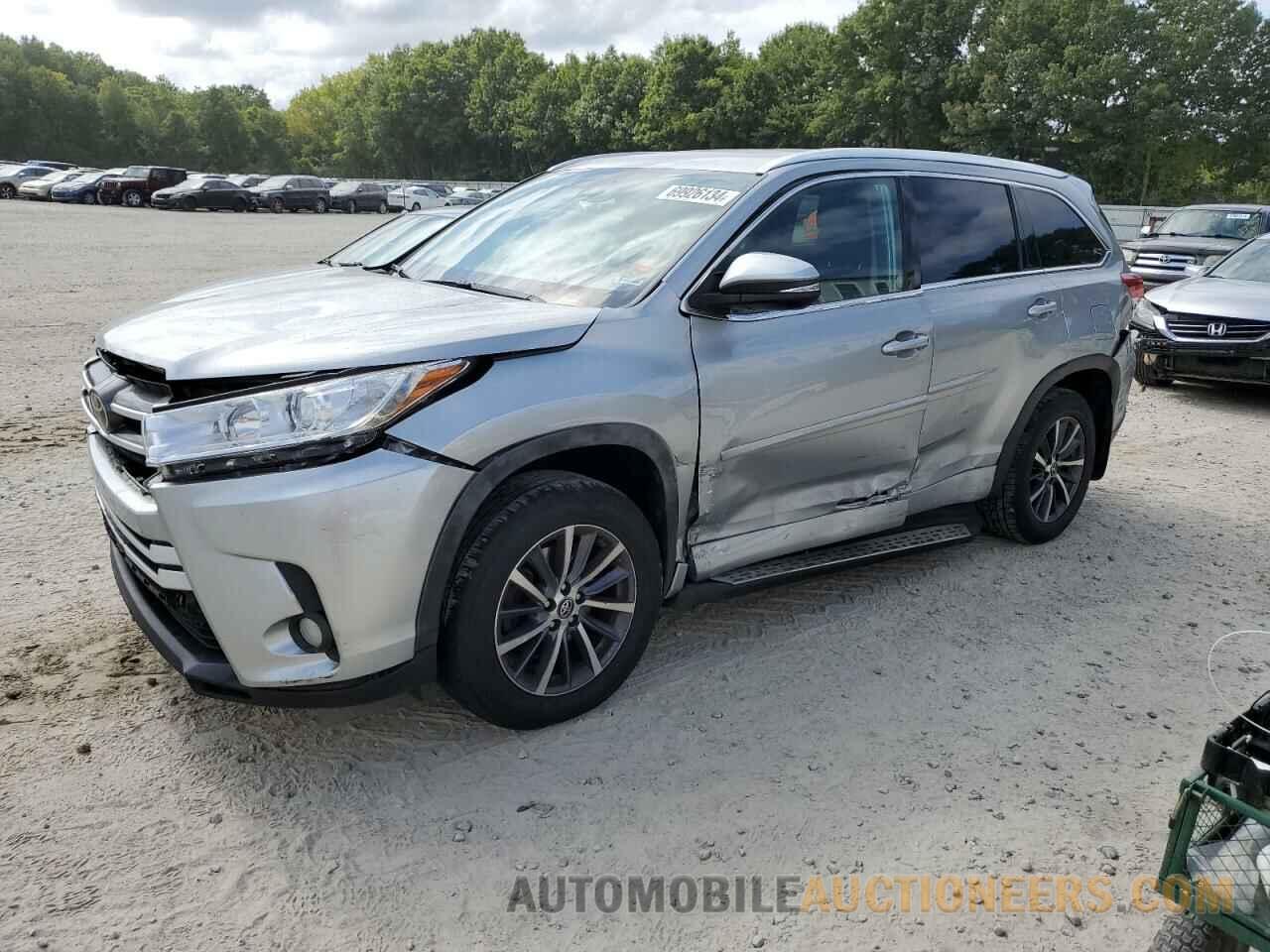 5TDJZRFH1HS432052 TOYOTA HIGHLANDER 2017