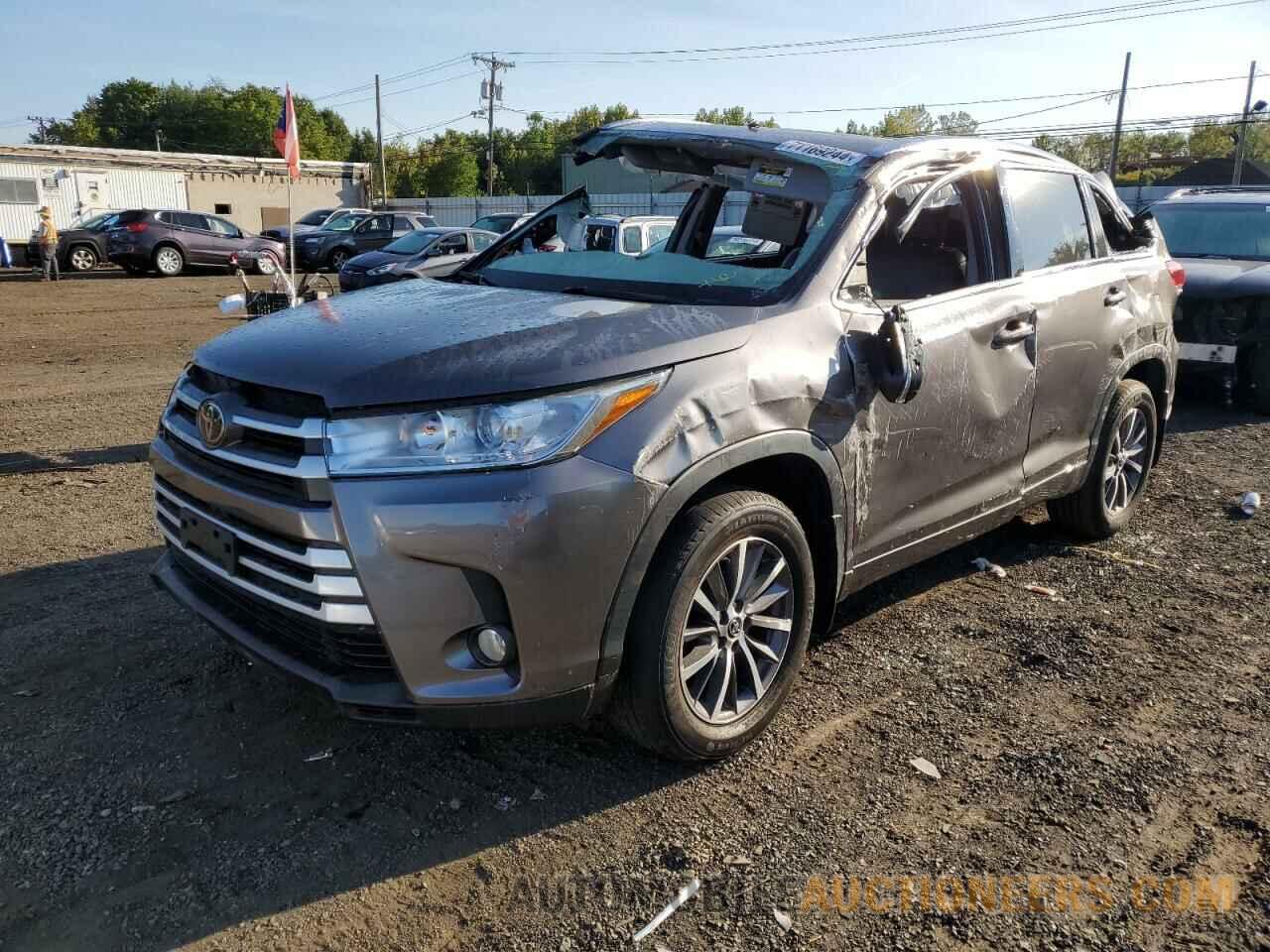 5TDJZRFH1HS470980 TOYOTA HIGHLANDER 2017