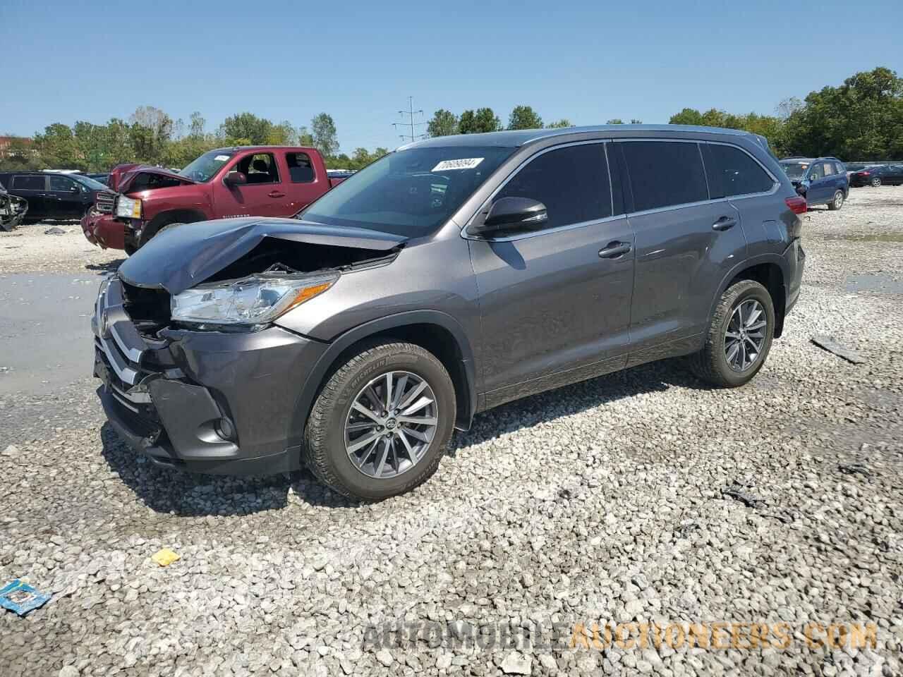 5TDJZRFH1HS480456 TOYOTA HIGHLANDER 2017